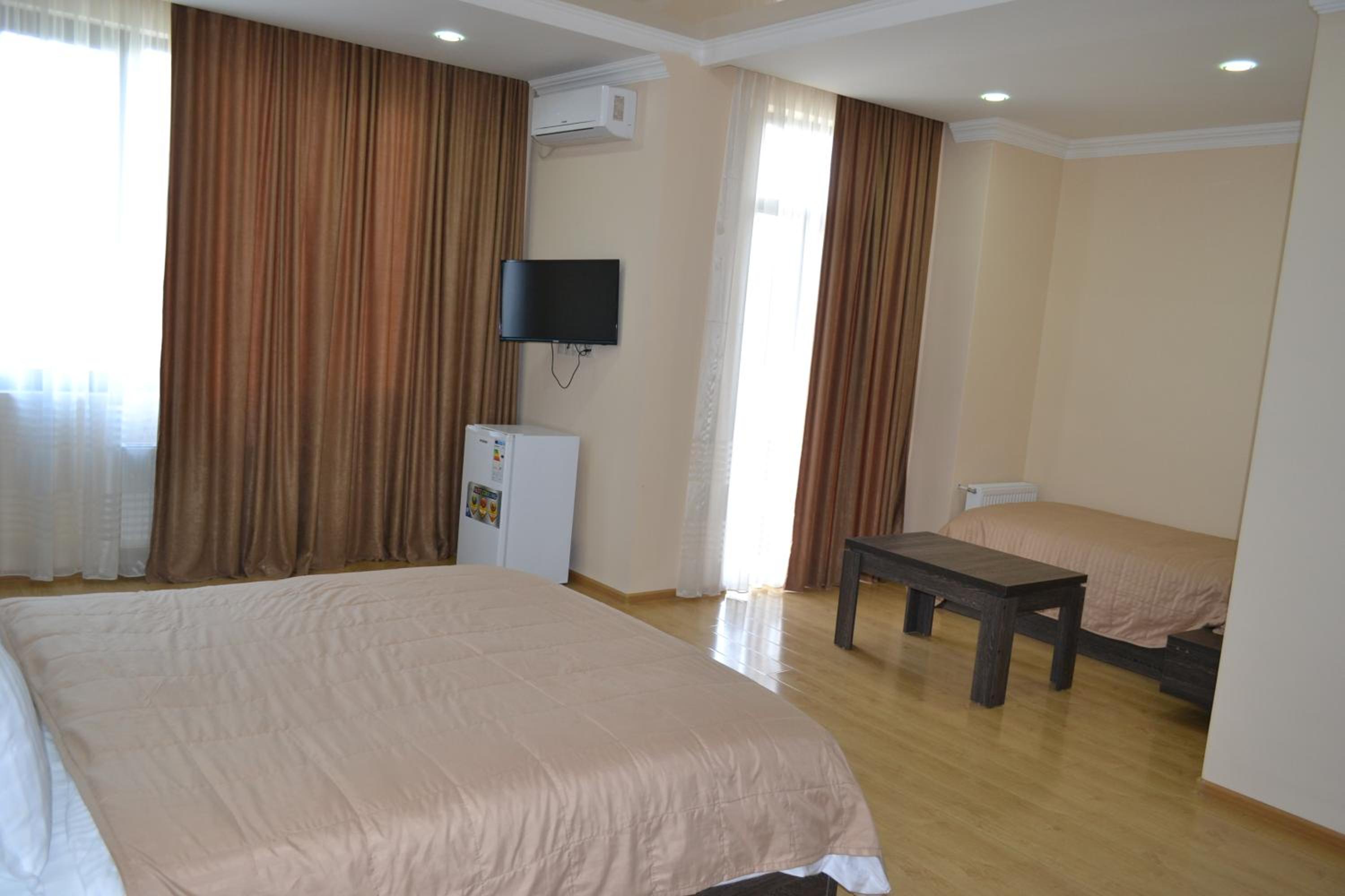 Standard Triple Room photo 3