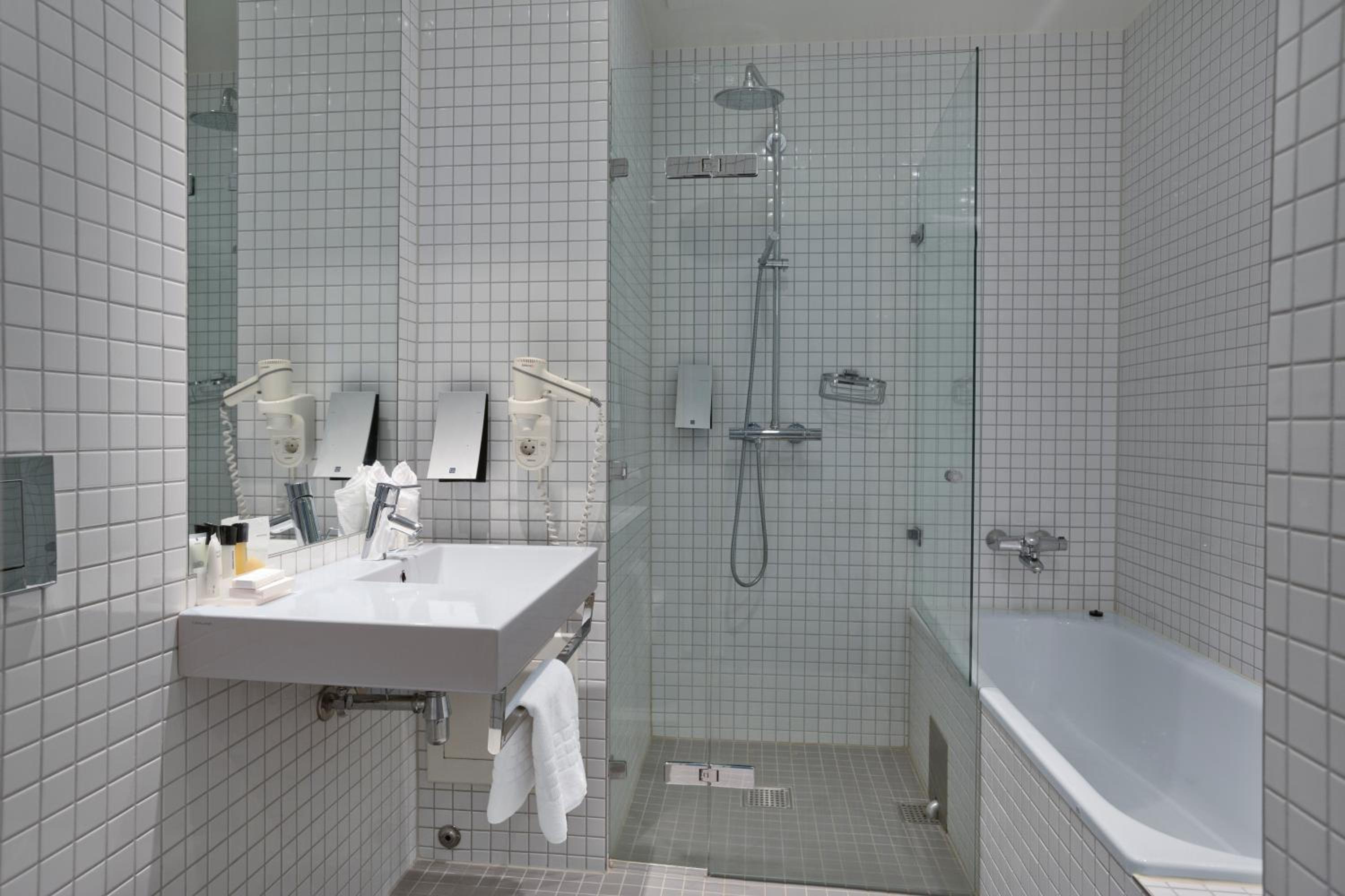 Business Double Room - Photo 5