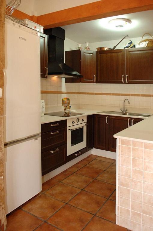 Cottage (10 Adults) photo 3