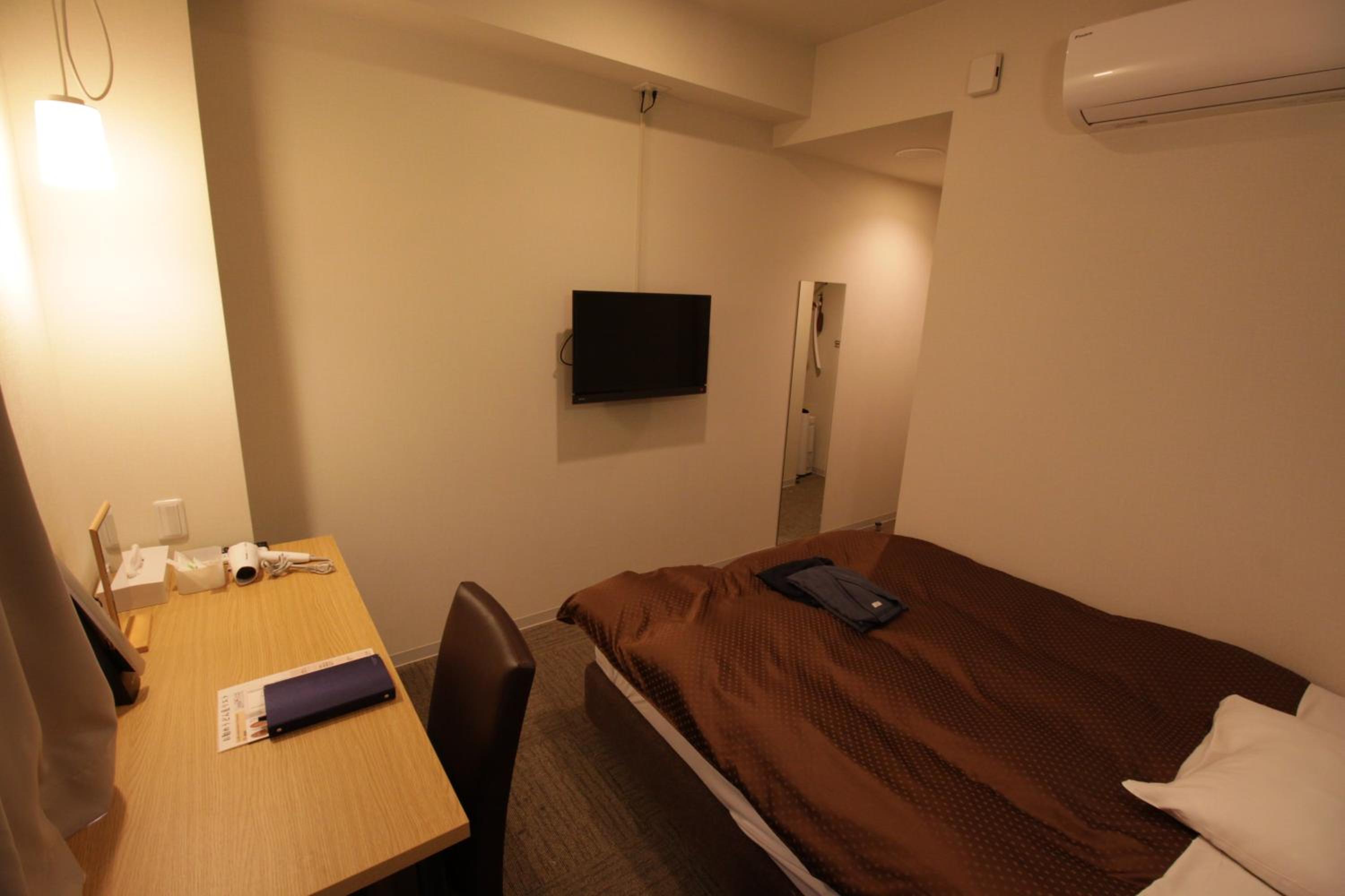 Double Room - Non-Smoking  photo 3