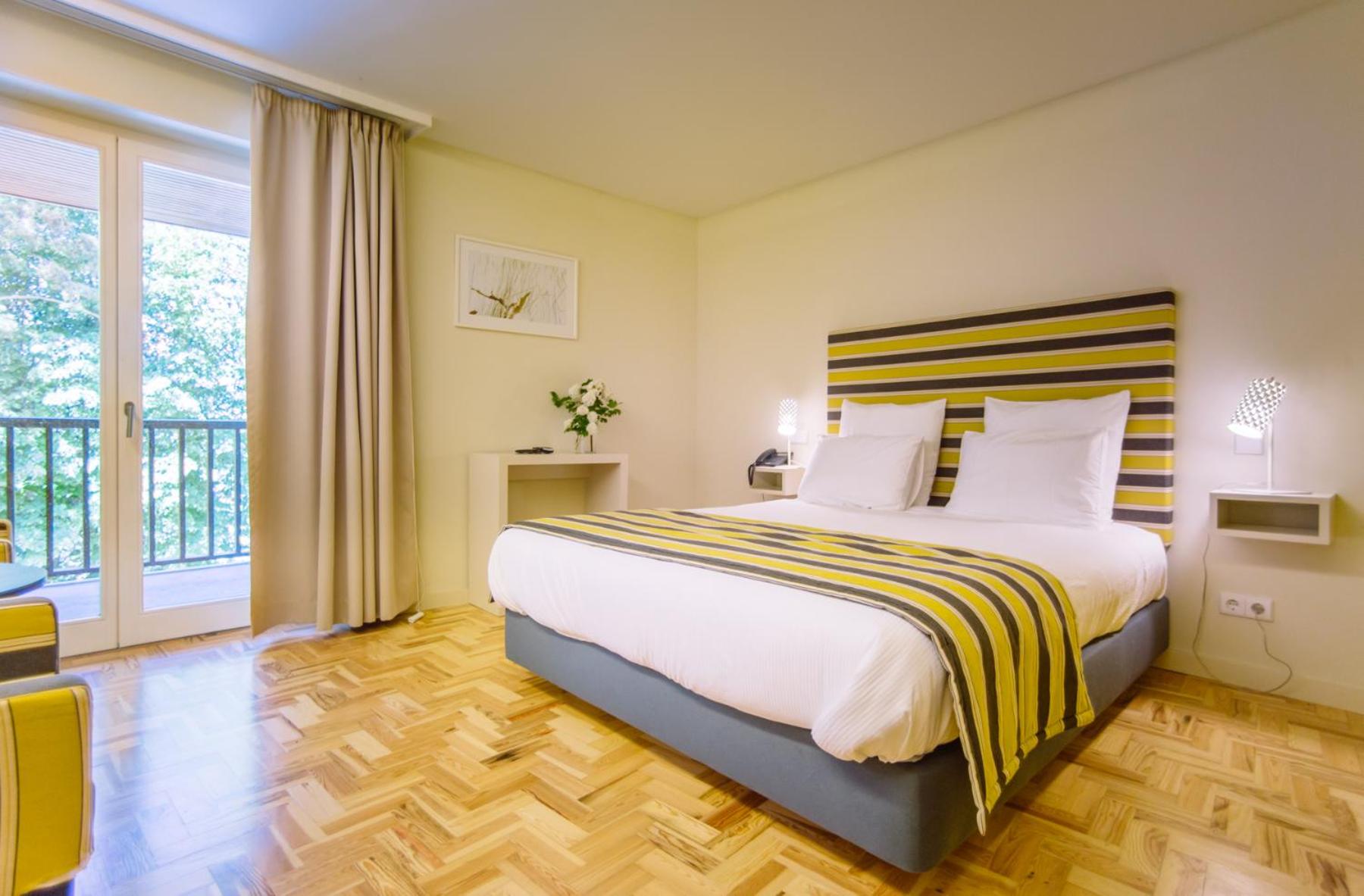 Doppelzimmer mit Balkon