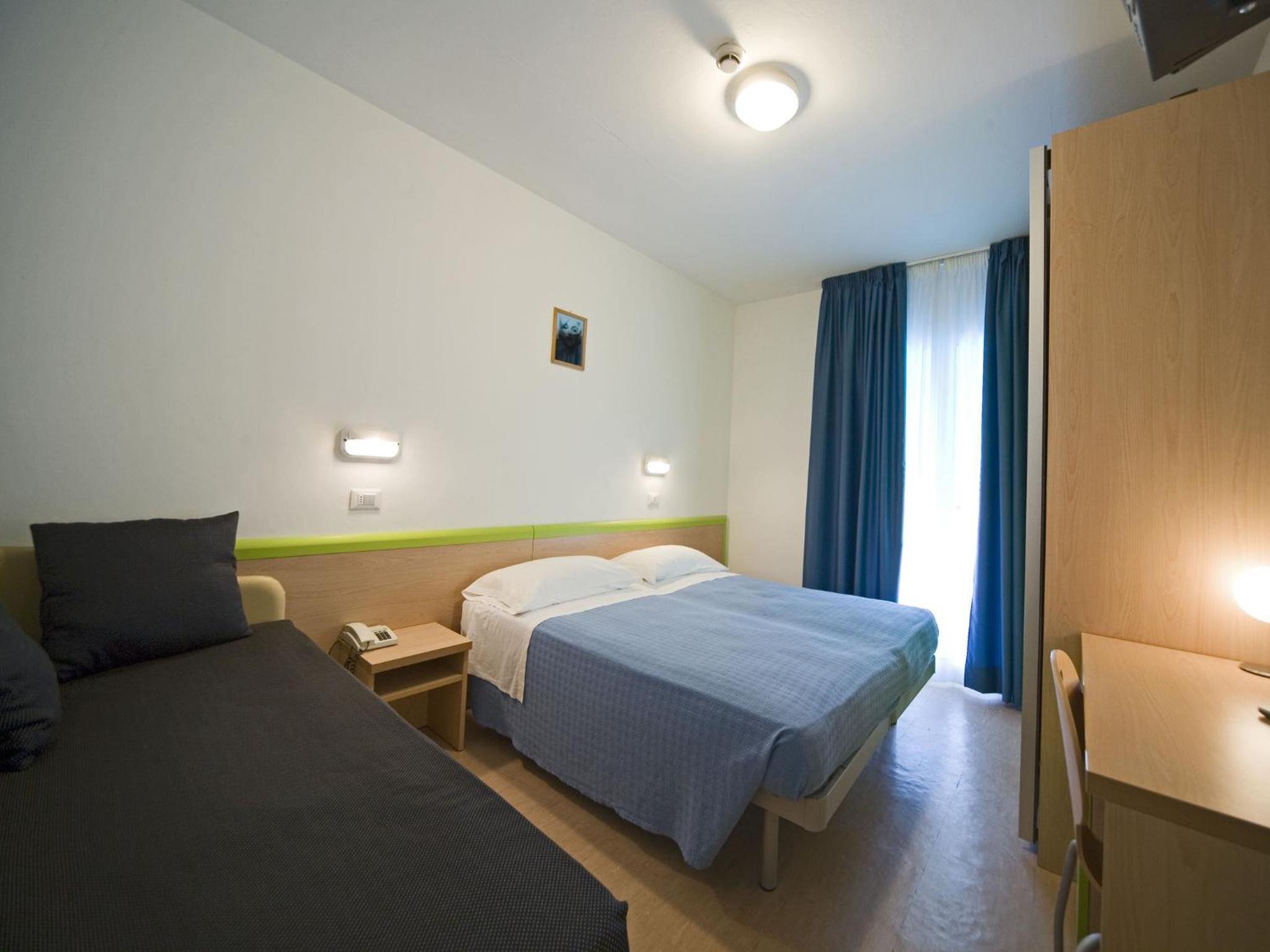 Quadruple Room - Photo 3