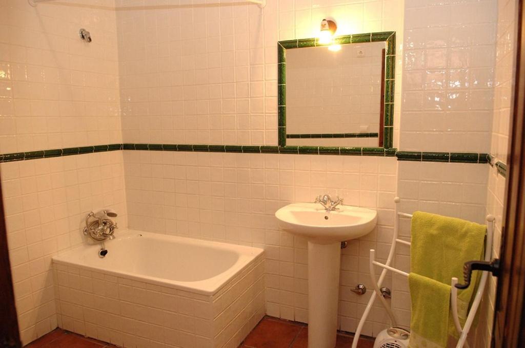 Cottage (8 Adults) photo 2