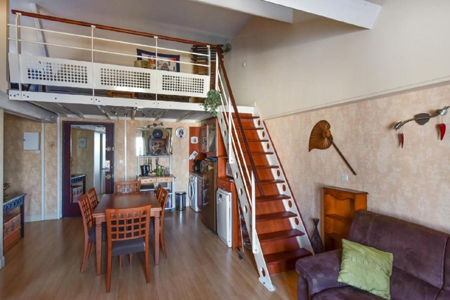 Select One-Bedroom Apartment with Sea View (4 People)