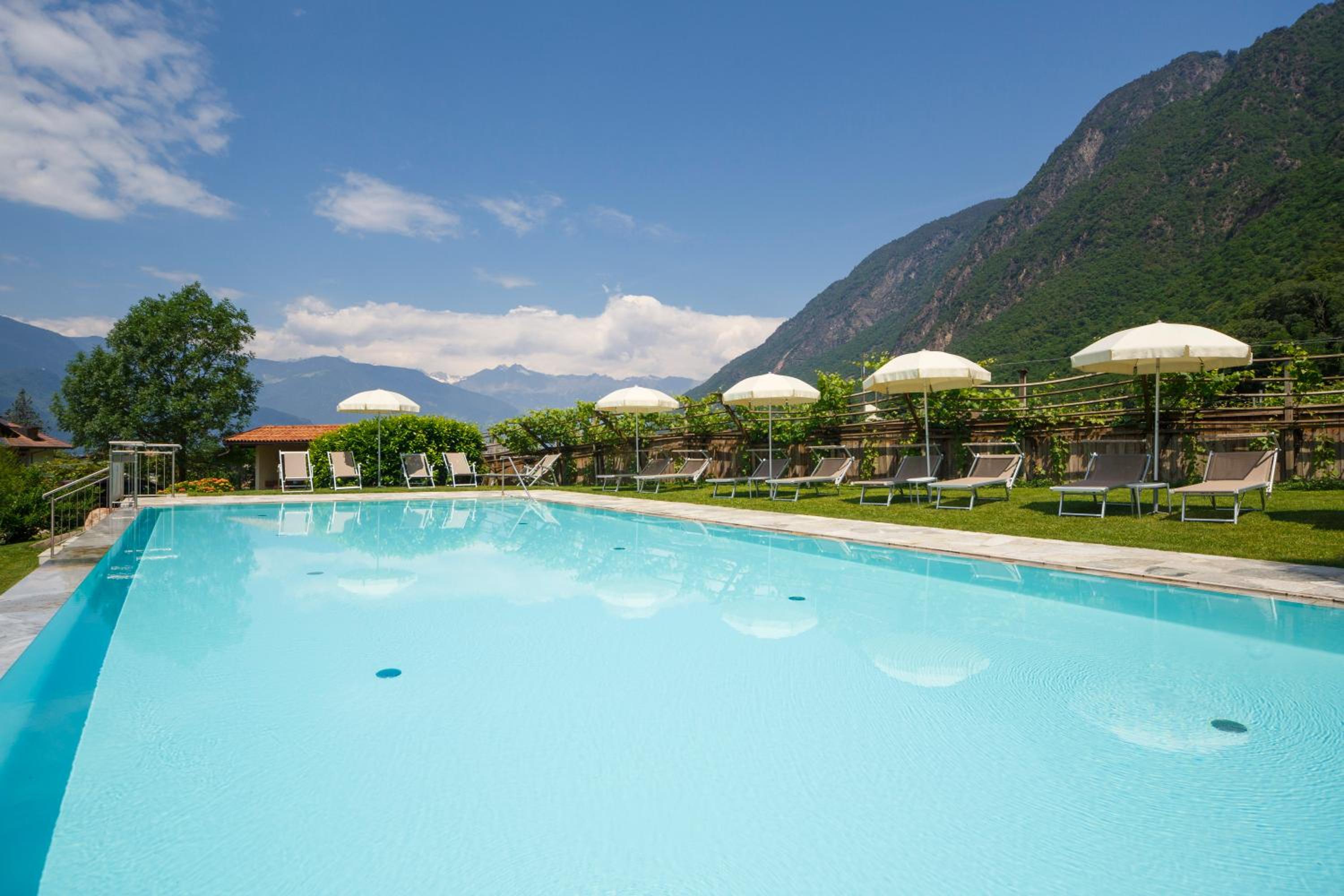 Deluxe Double Room with Balcony photo 1