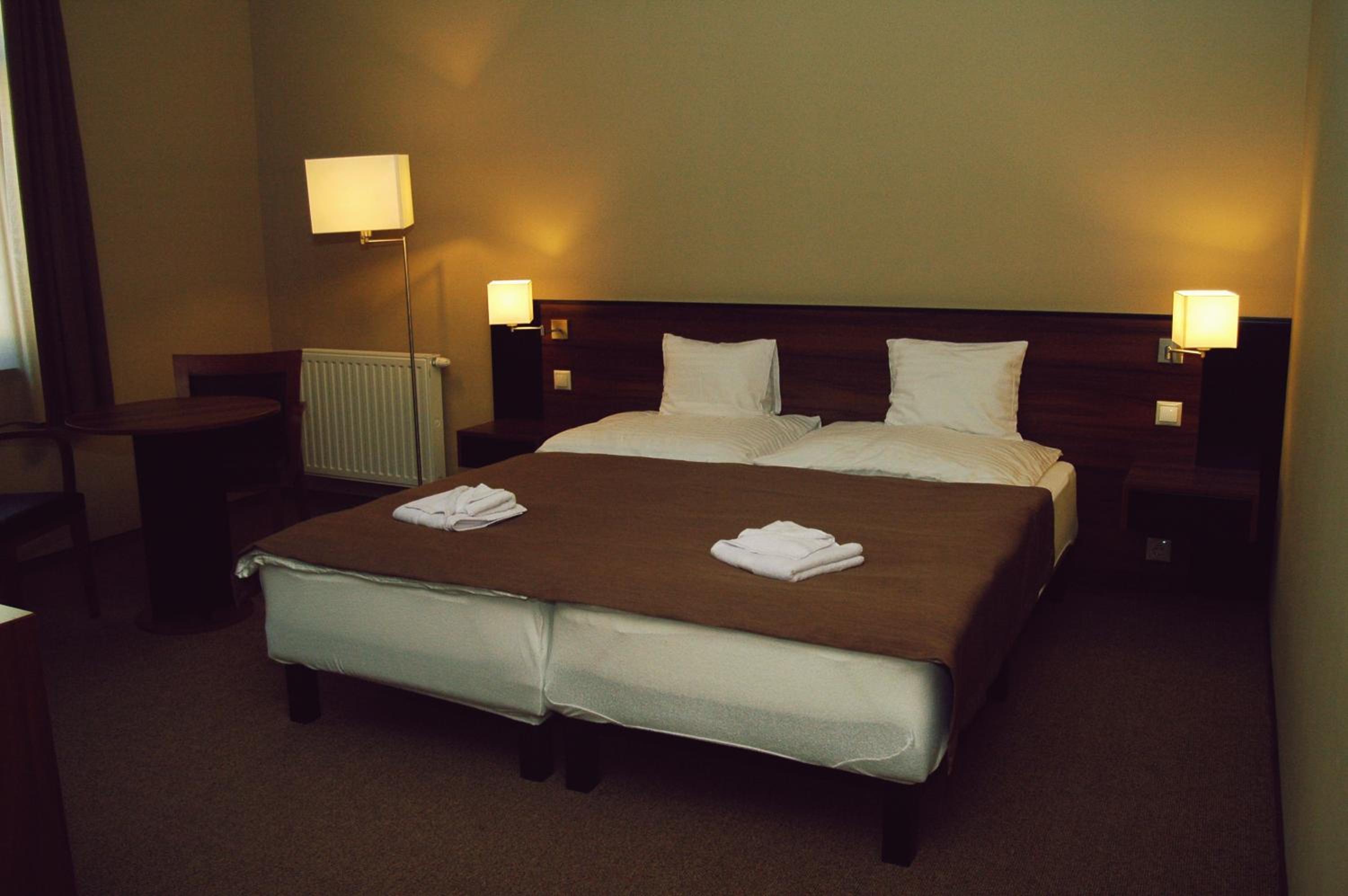 Superior Twin Room - Photo 4