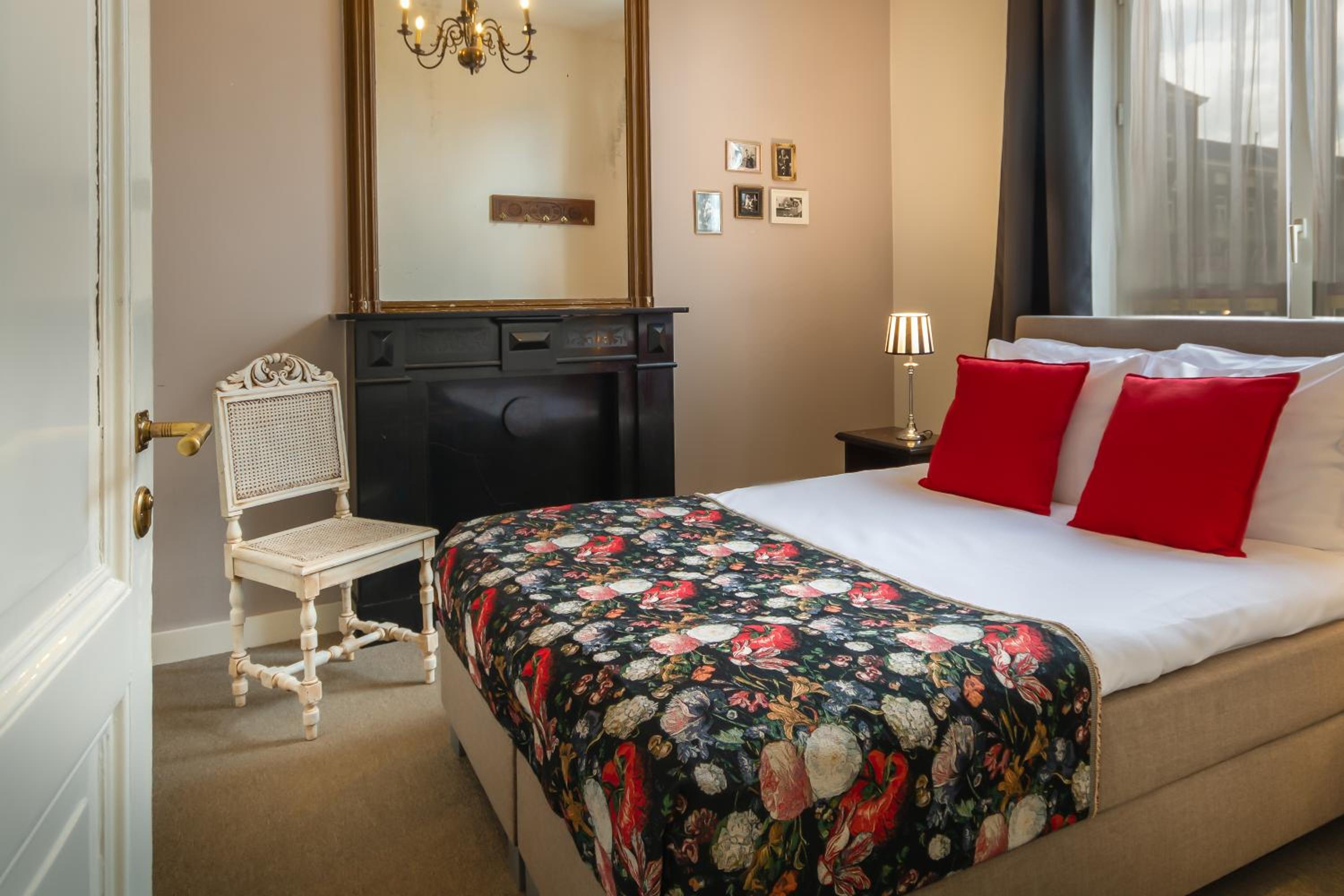 Single Room photo 1