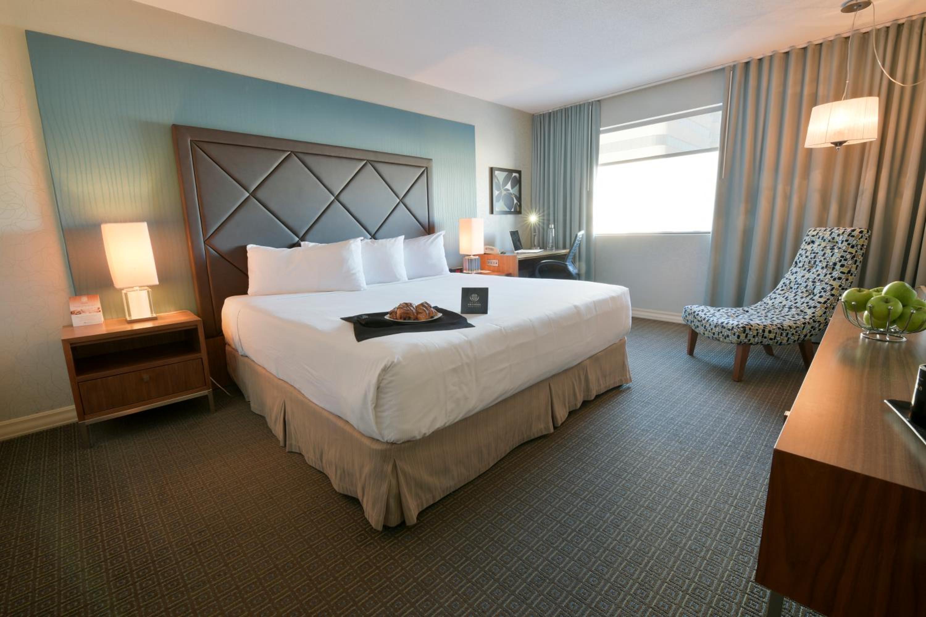 Superior Room with 1 king bed - Photo 1