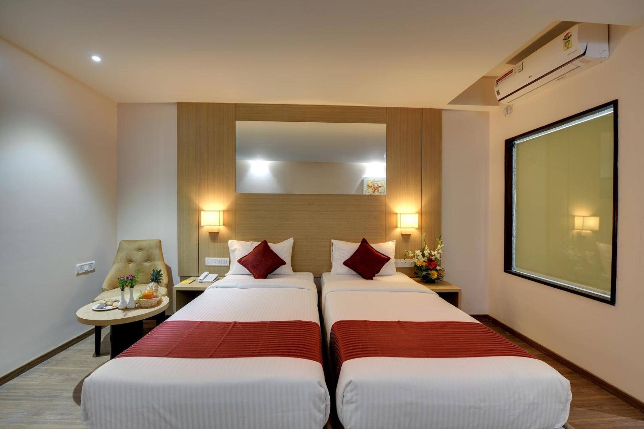 Standard Double or Twin Room - Photo 6