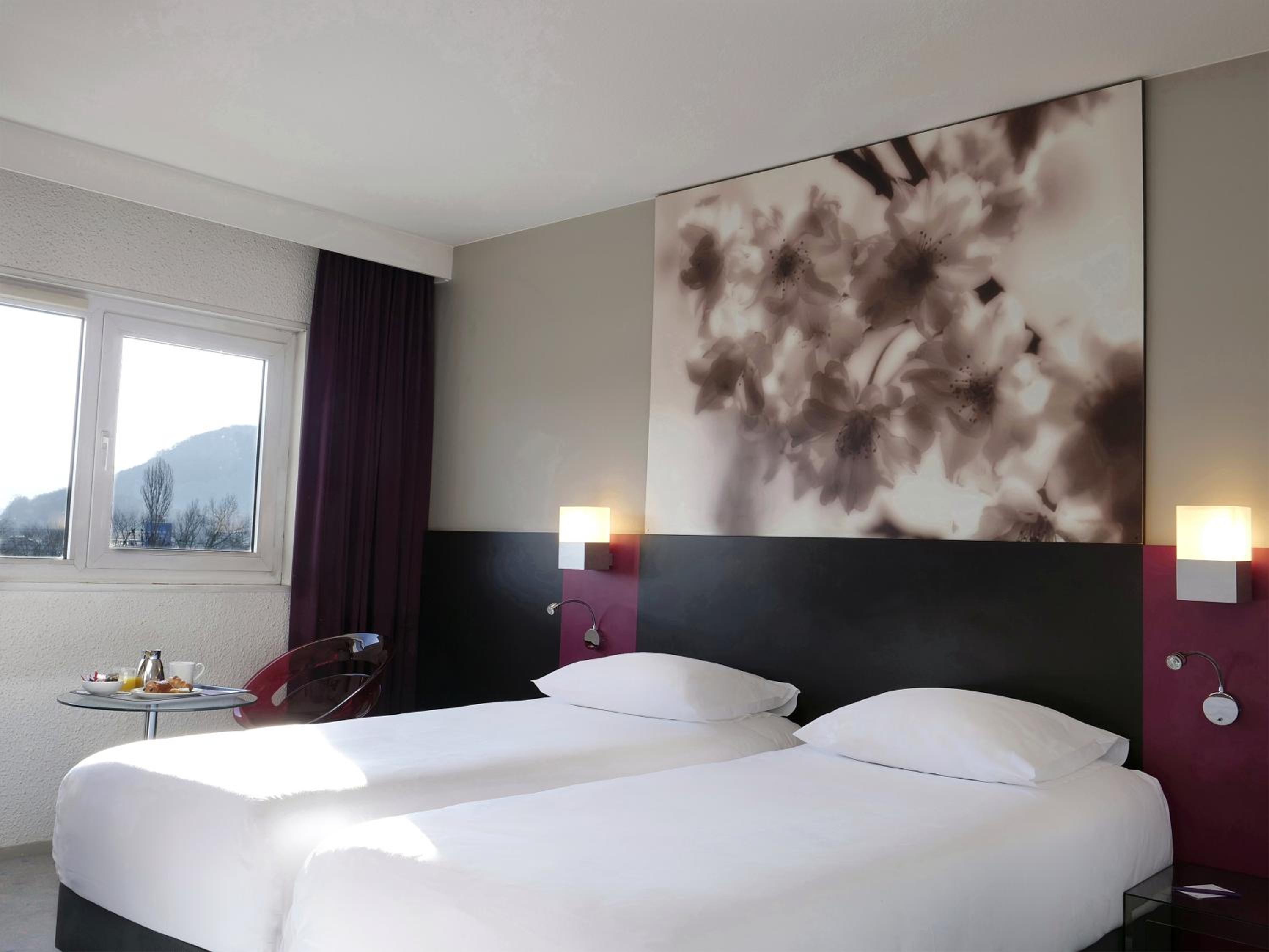 Classic Twin Room - Photo 7