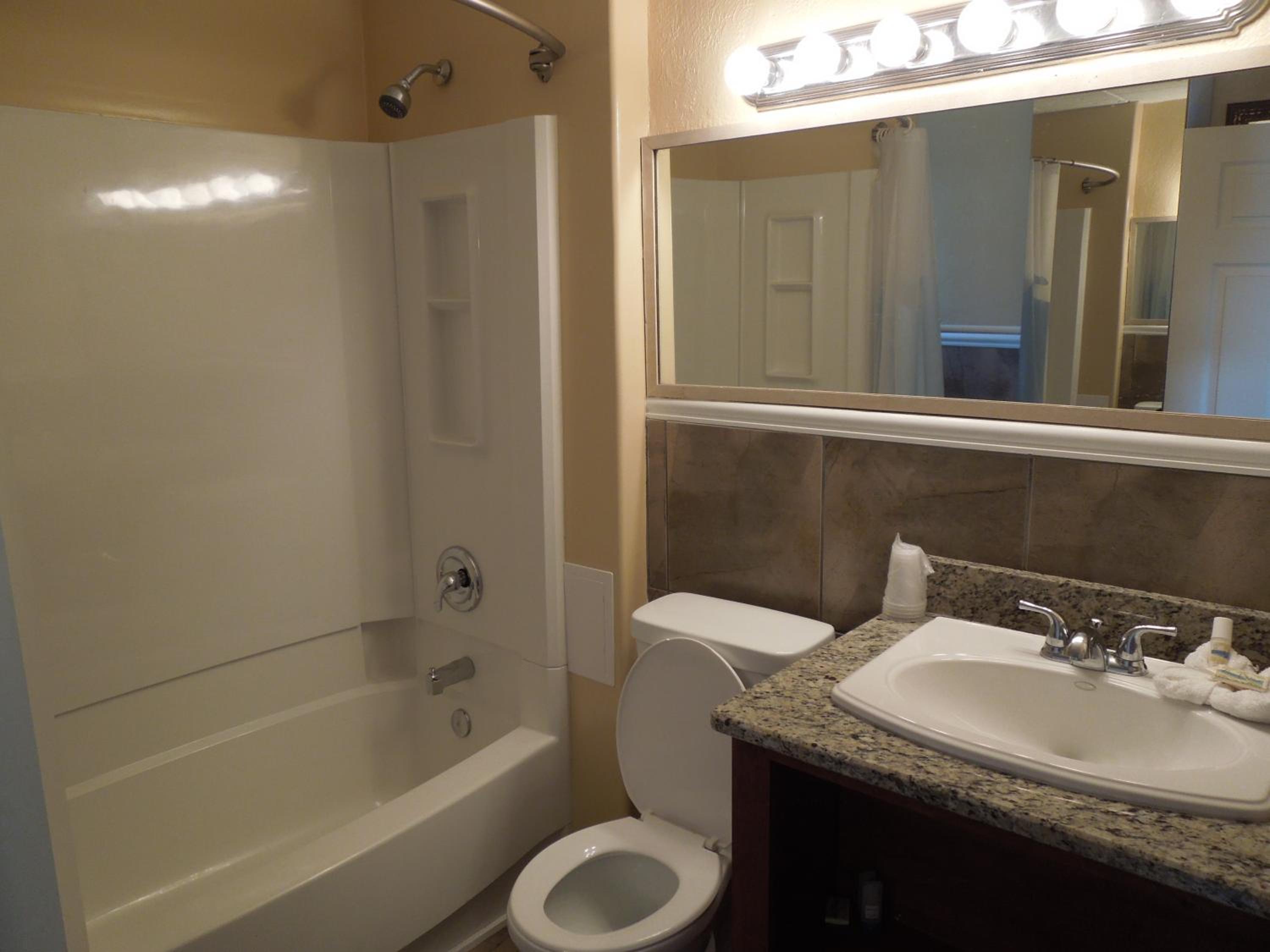 Studio (6  Adults) - Photo 7