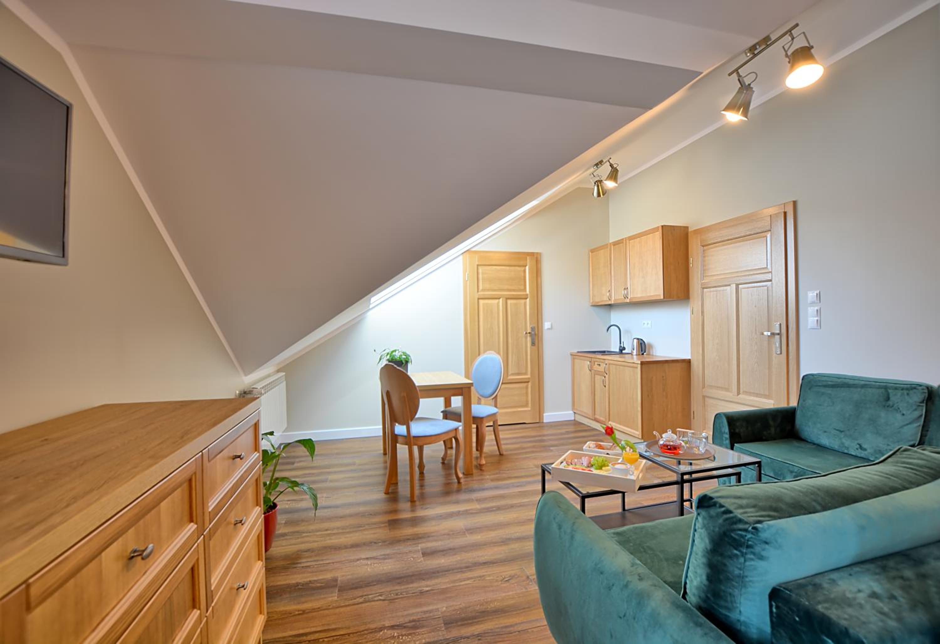 Studio with Terrace - Photo 3