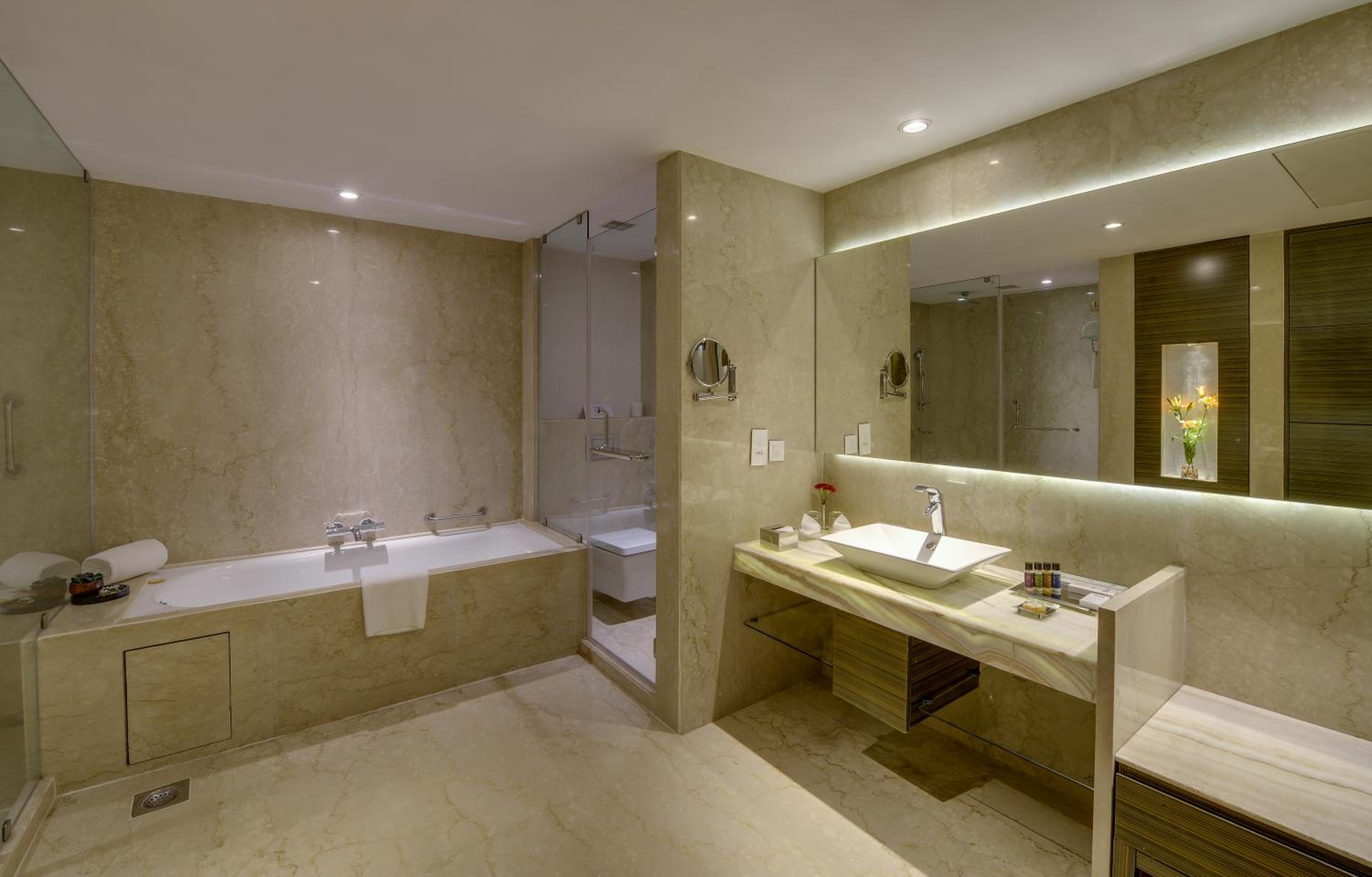 Suite Room with 2 Pints of Beer and 15 Minutes complimentary Foot Spa Suite Room with 2 Pints of Beer and 15 Minutes complimentary Foot Spa