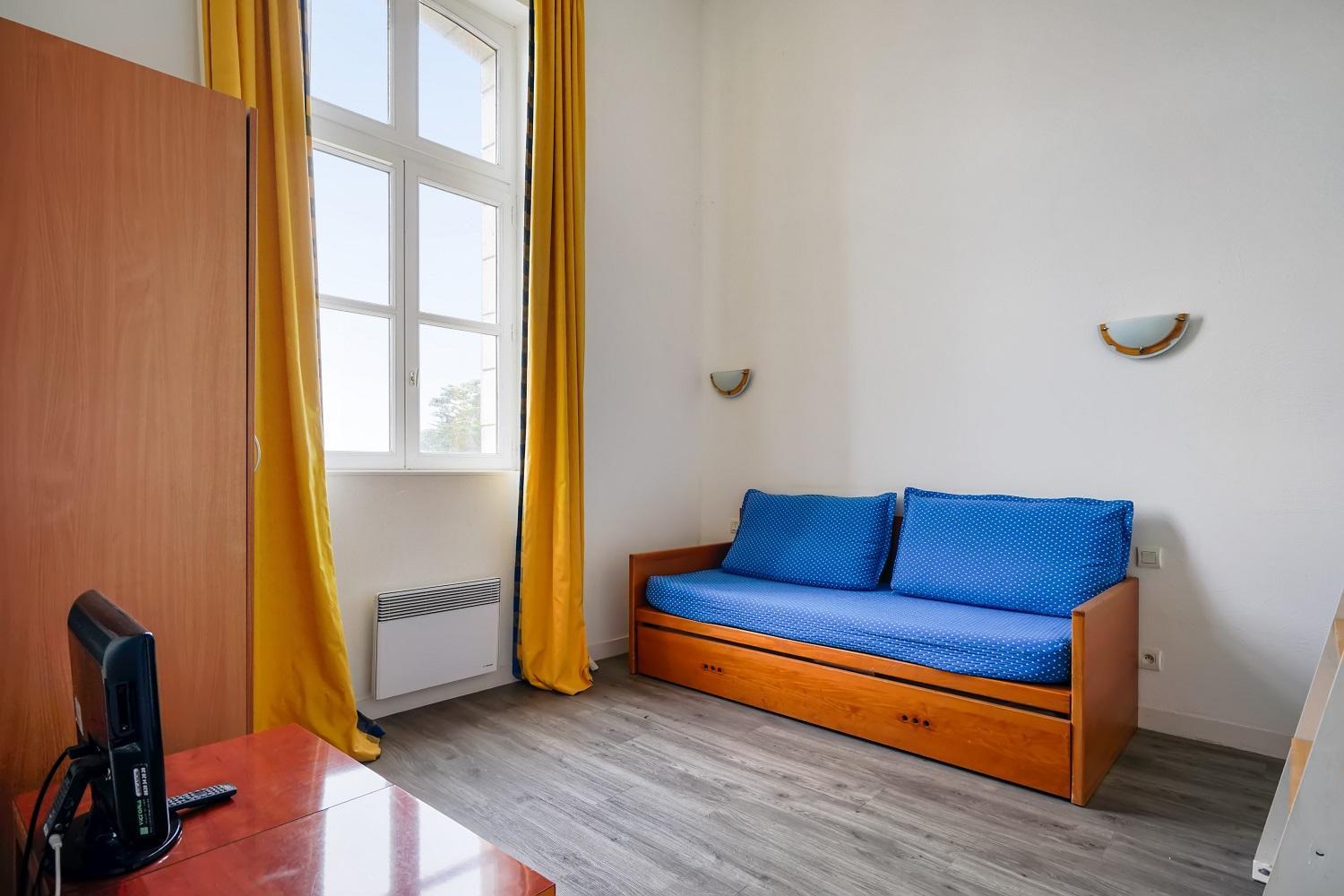 Comfort One-Bedroom Apartment with Sea View (4 People)