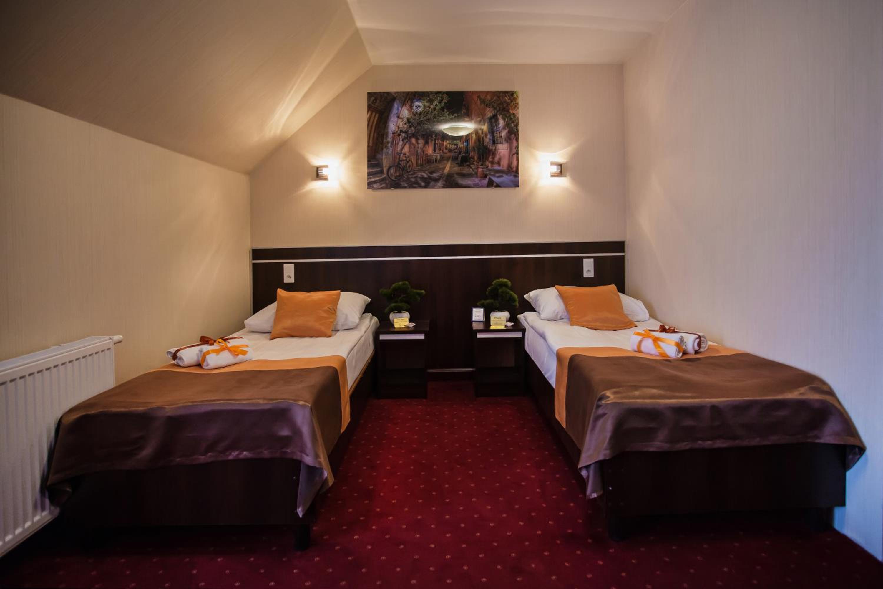 Standard Double Room - Photo 2