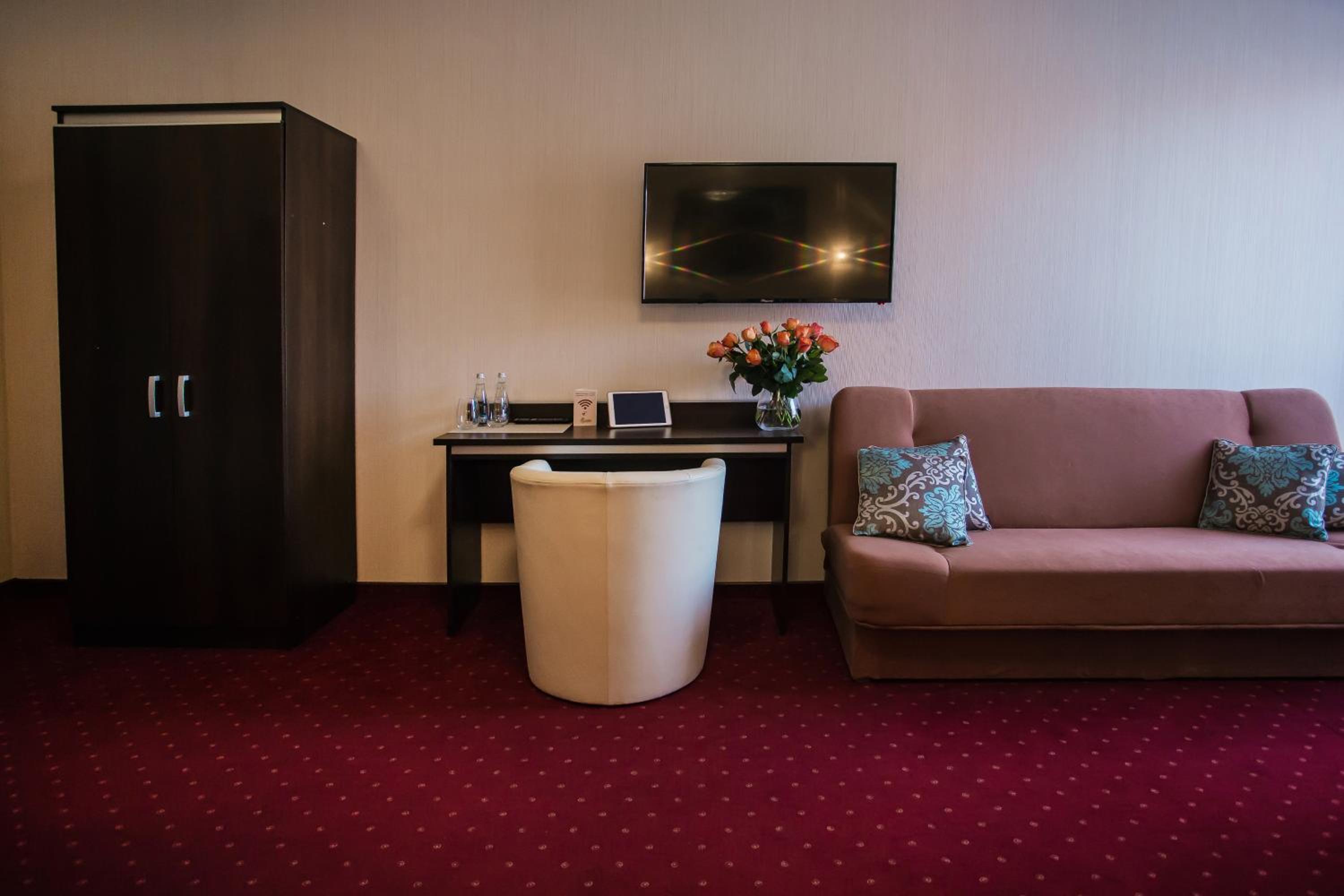 Standard Double Room - Photo 6