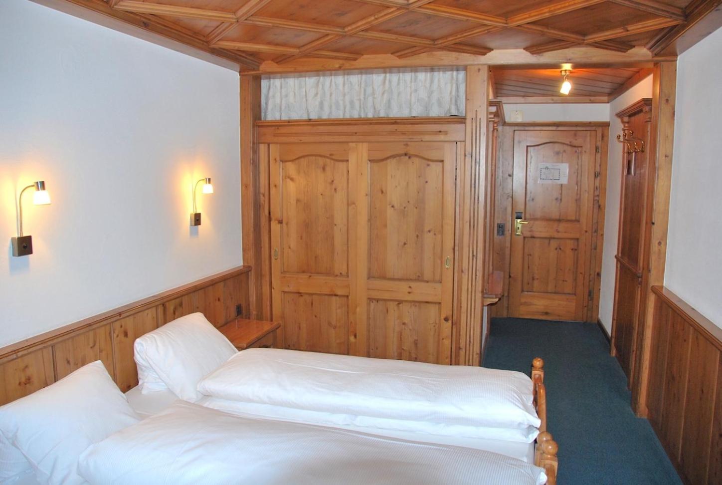 Double Room - Photo 4