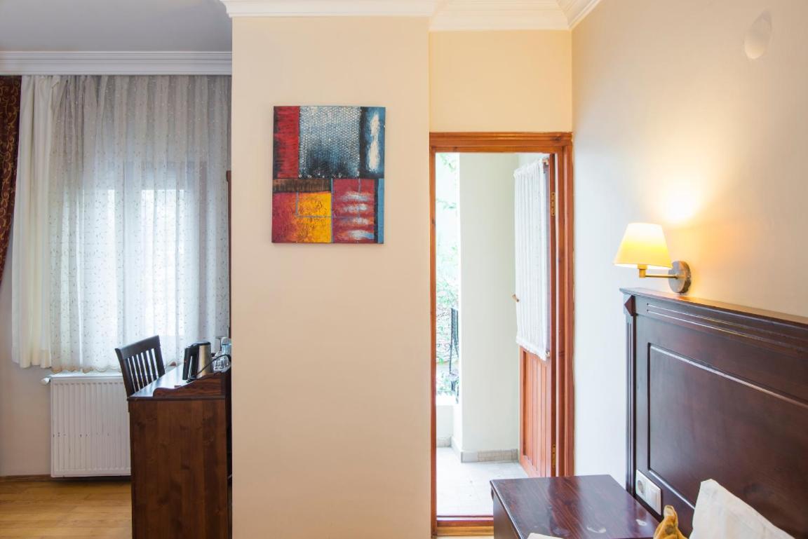 Deluxe Double or Twin Room with Balcony photo 3