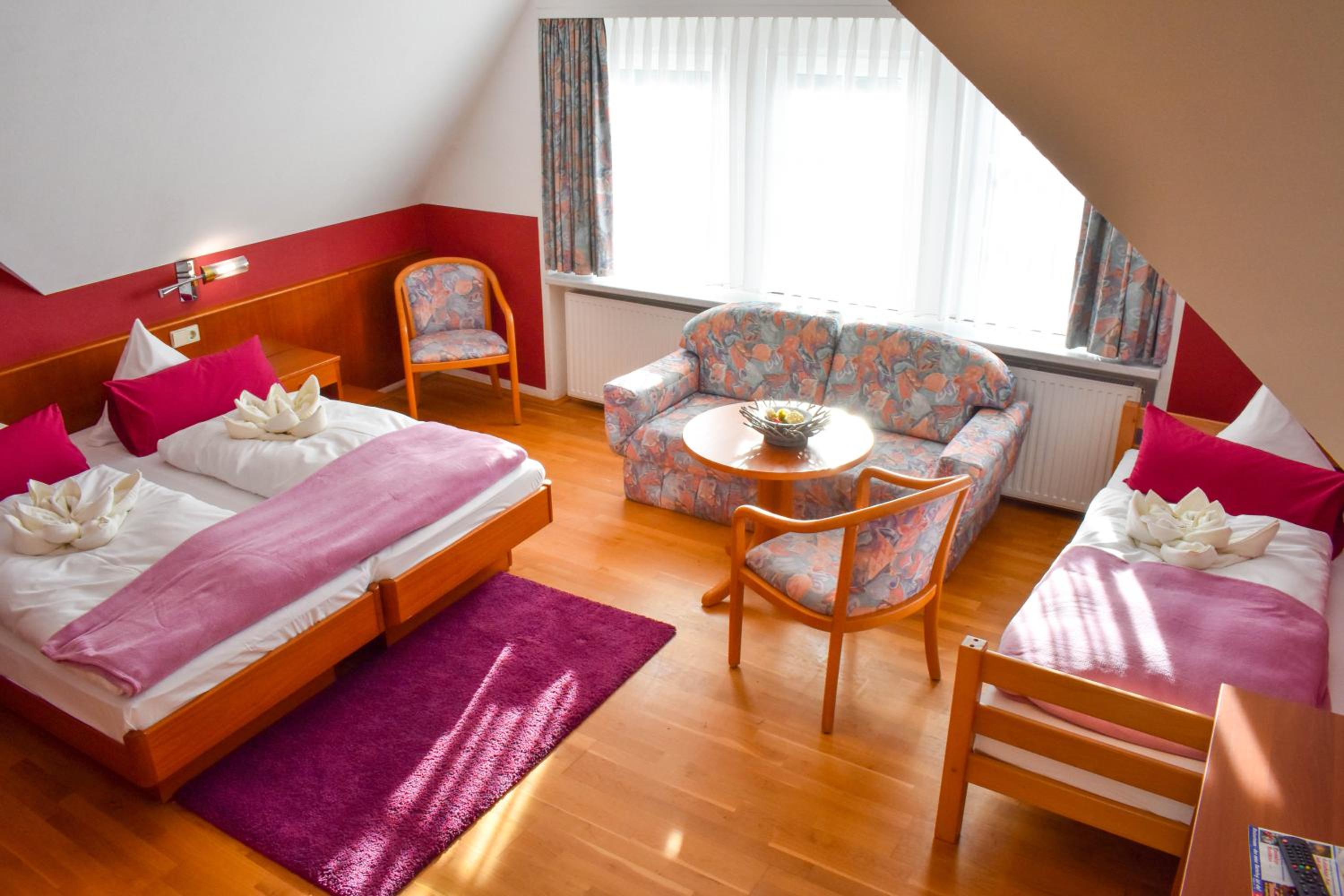 Triple Room - Photo 3
