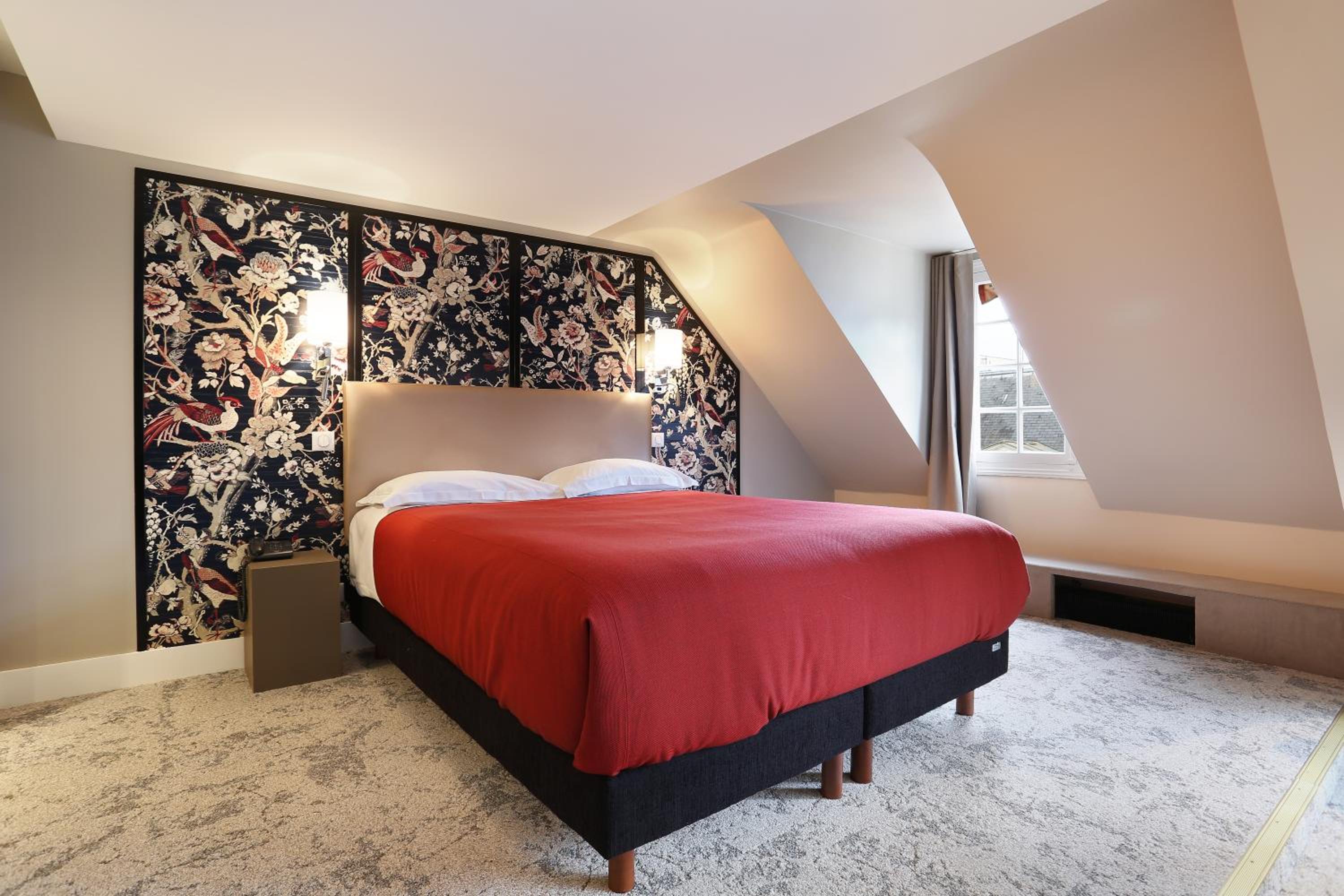 Suite with Balcony photo 2