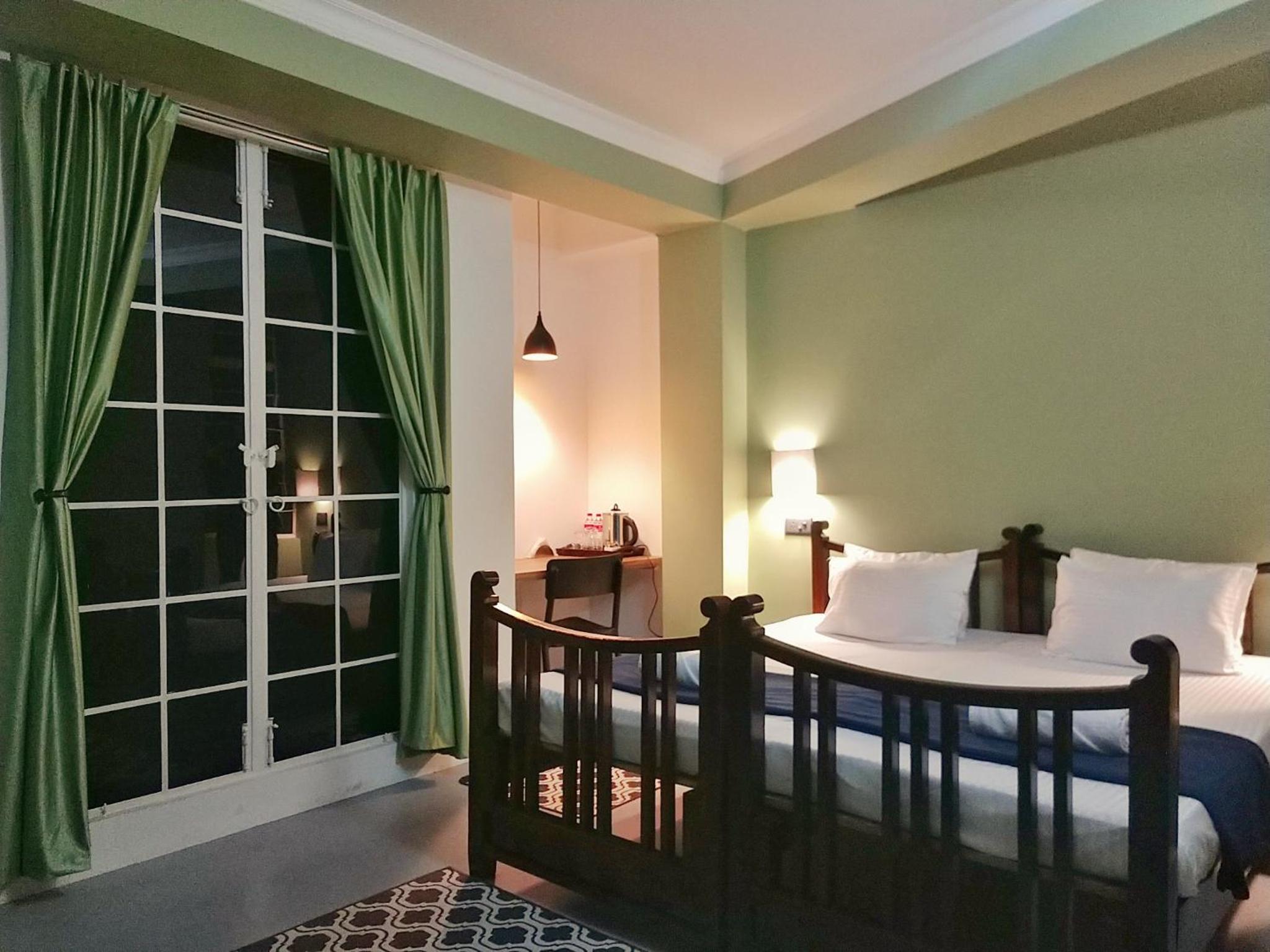 Deluxe Double Room with Balcony photo 1