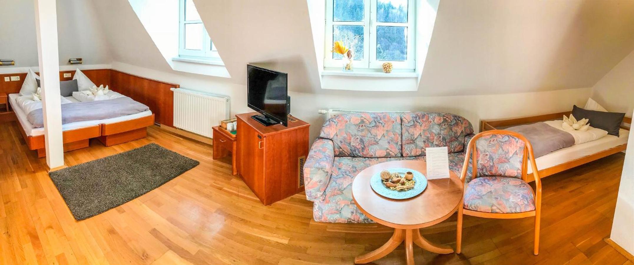 Triple Room - Photo 4