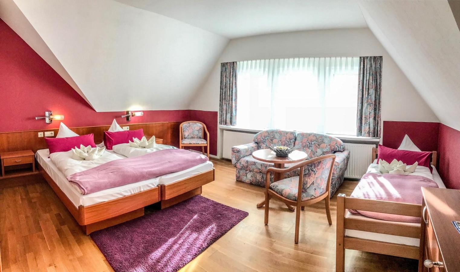 Triple Room - Photo 1