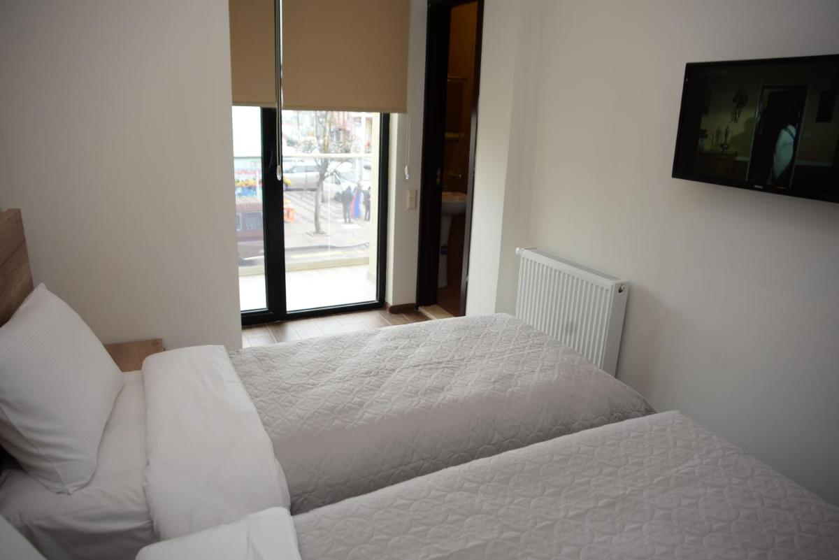 Large Twin Room
