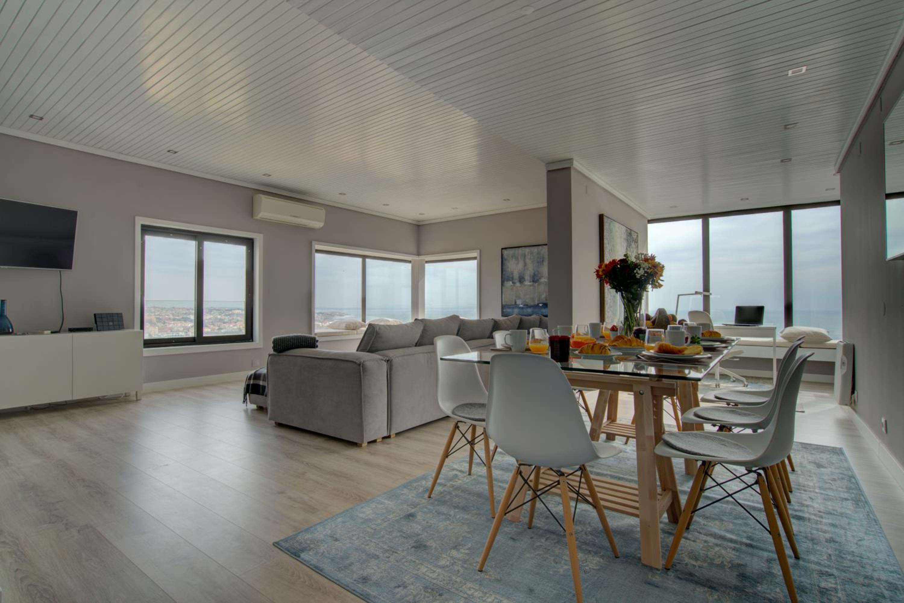 Apartment photo 1