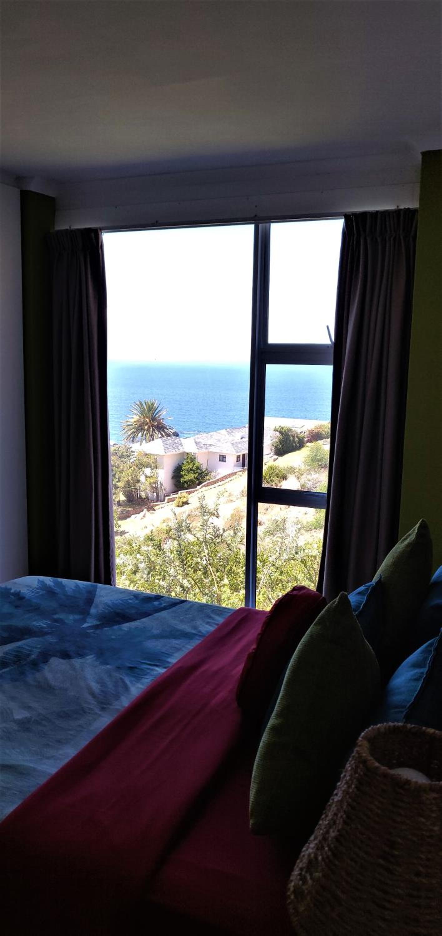 Two-Bedroom Apartment - Photo 10