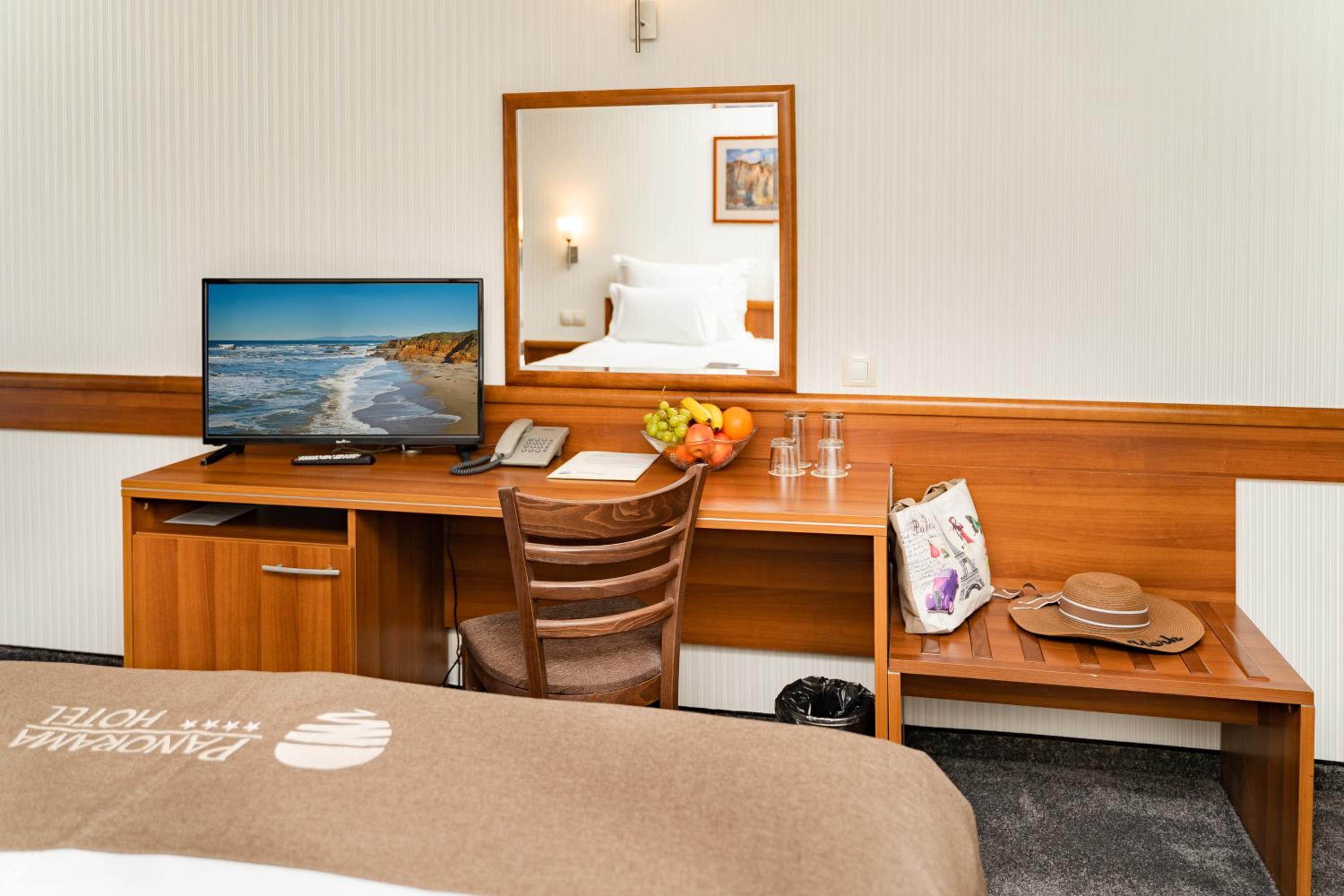 Standard Double Room with City View photo 3