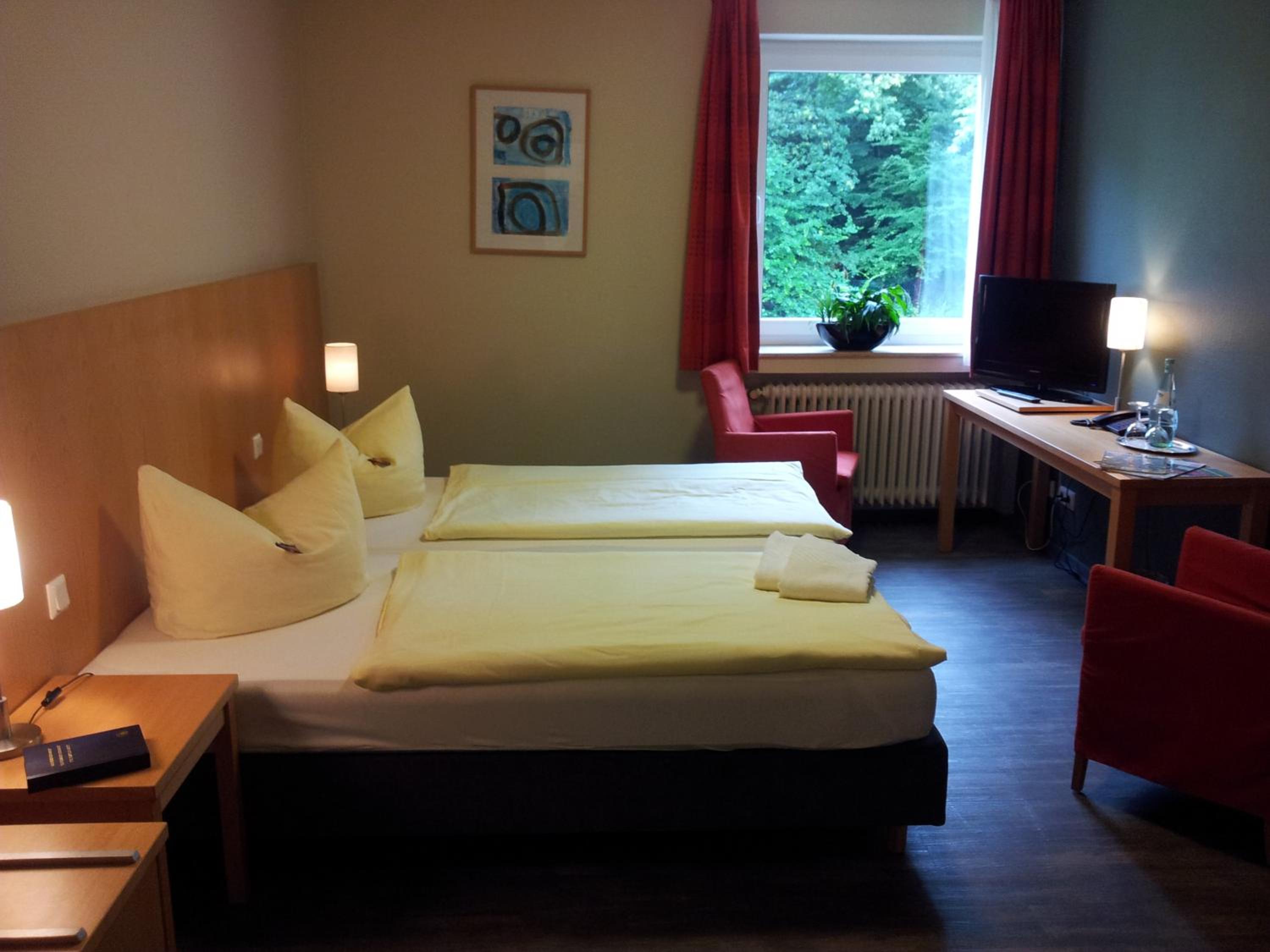 Double or Twin Room photo 2