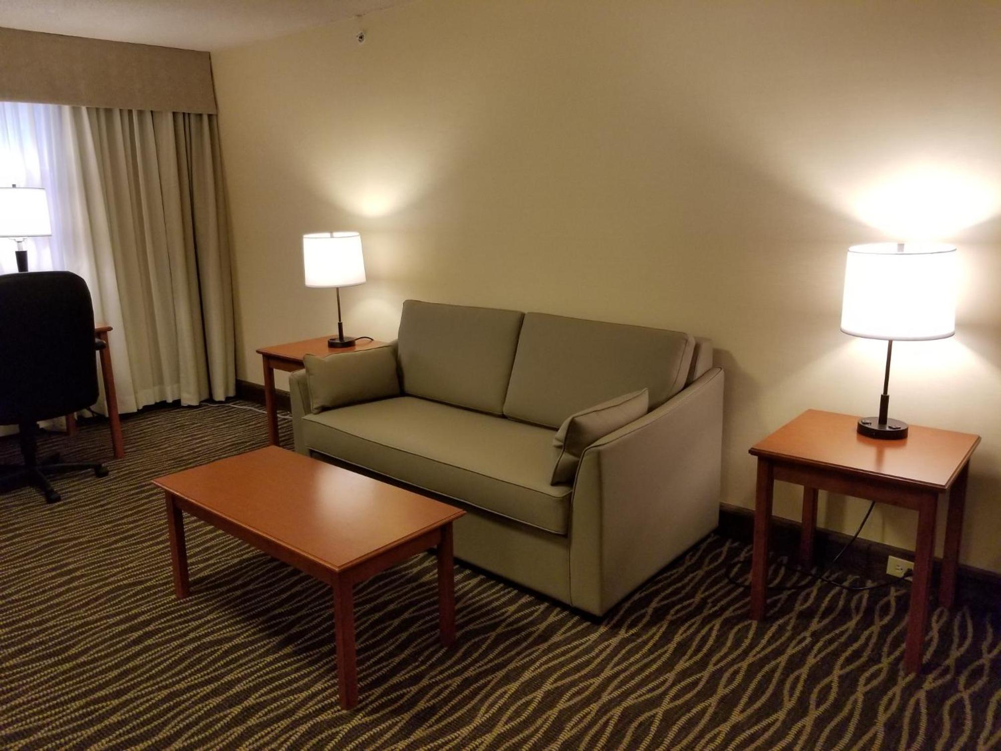 Family Suite - Photo 3