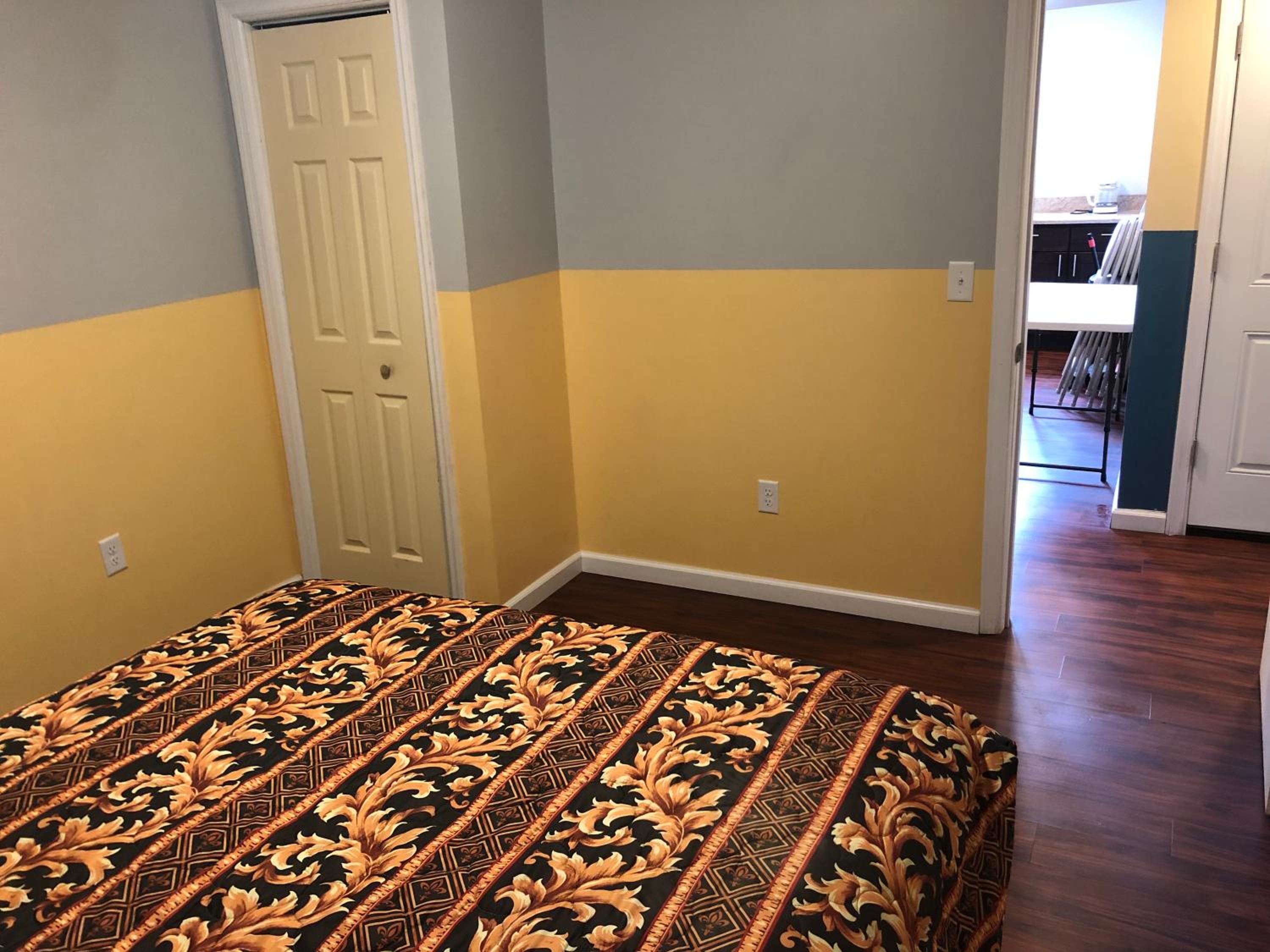 Two-Bedroom Apartment - Photo 13