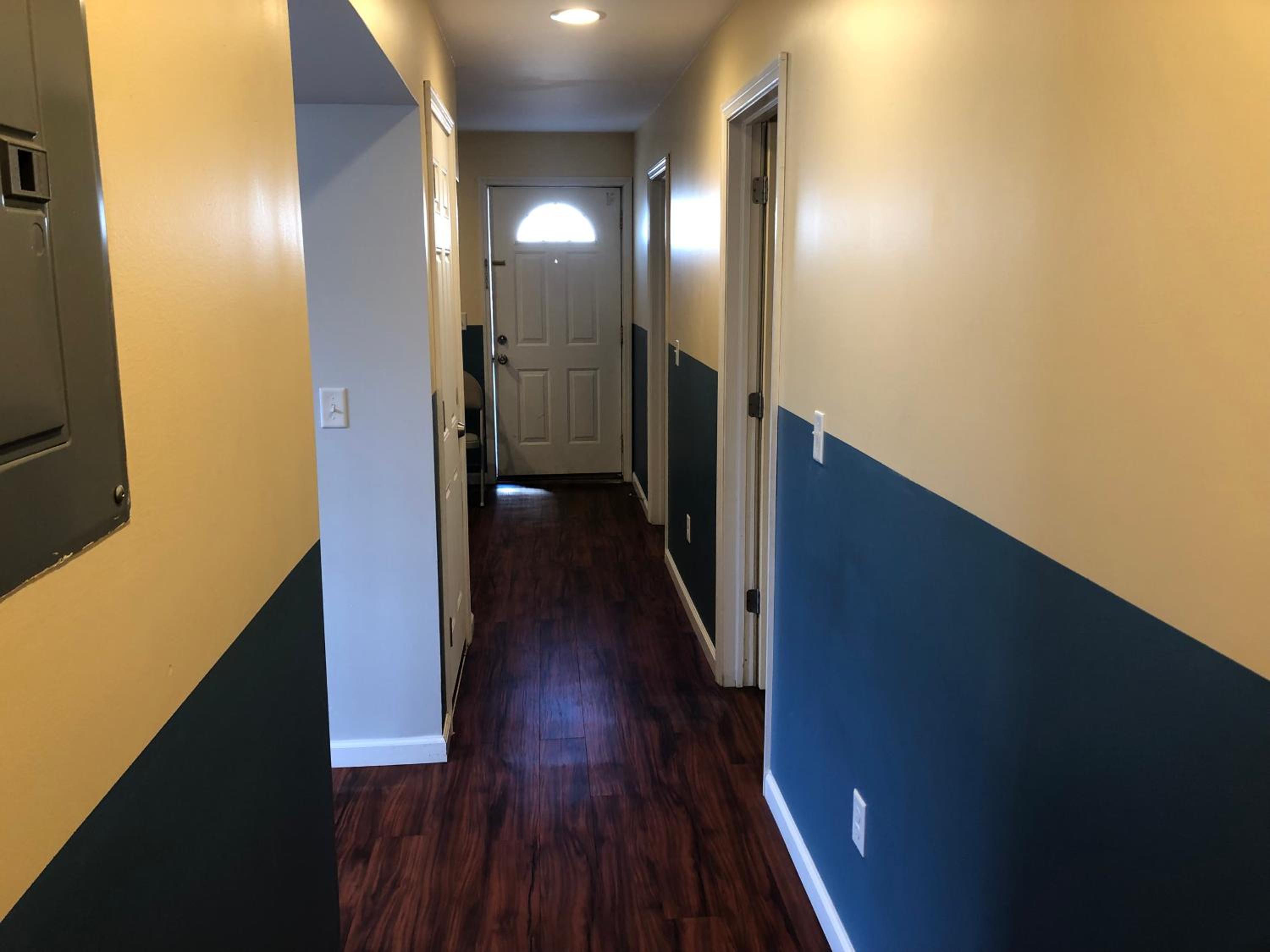 Two-Bedroom Apartment - Photo 10