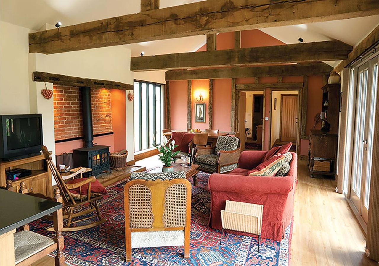 Three-Bedroom House photo 1