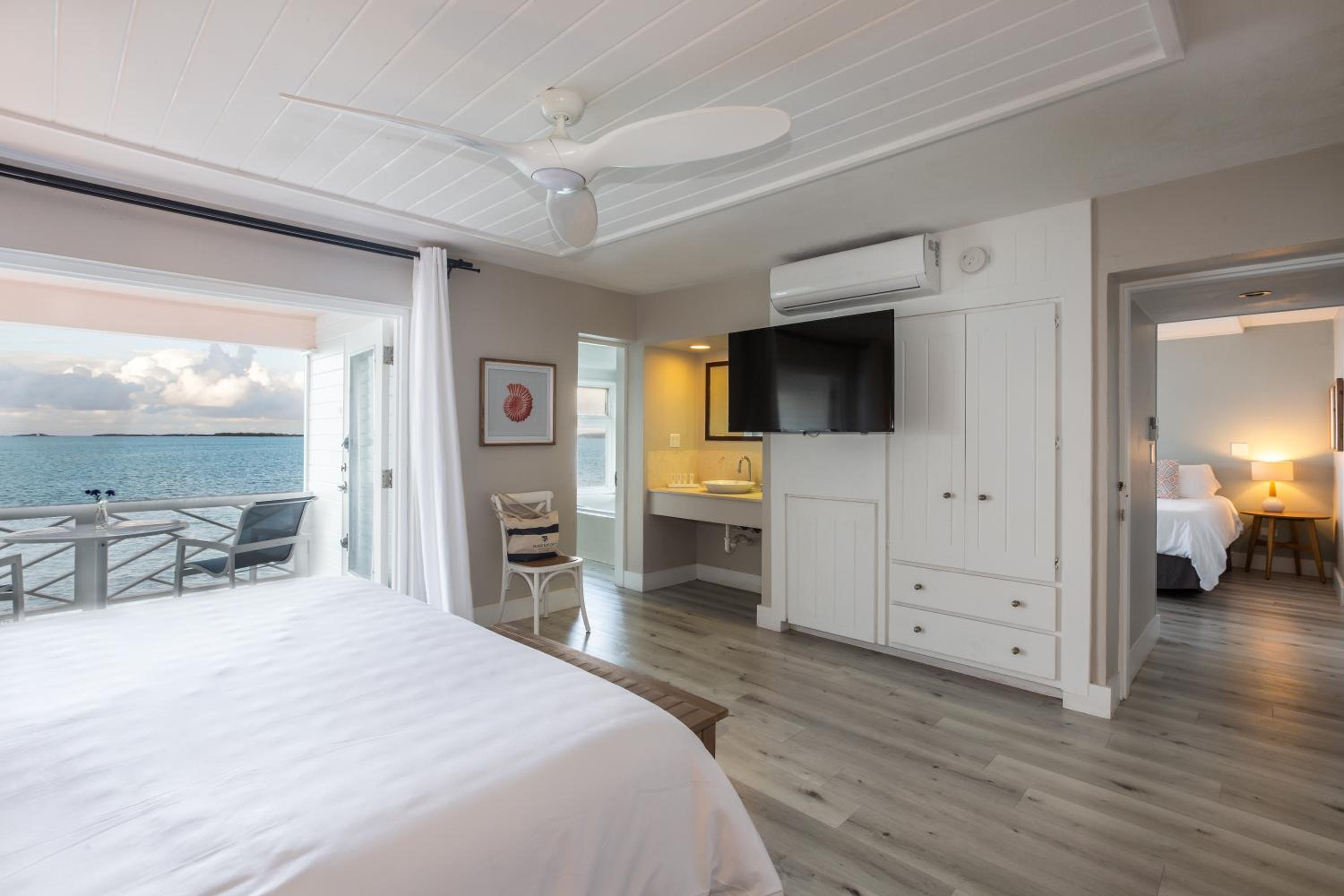 TB4 2 Bedroom/ 2 Bath Suite