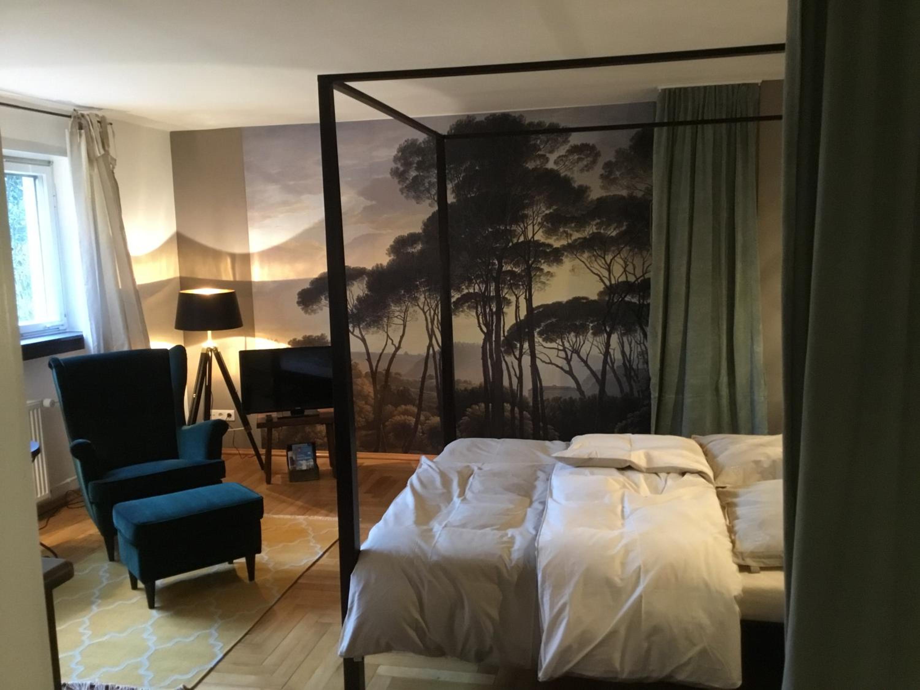Studio Apartment photo 2