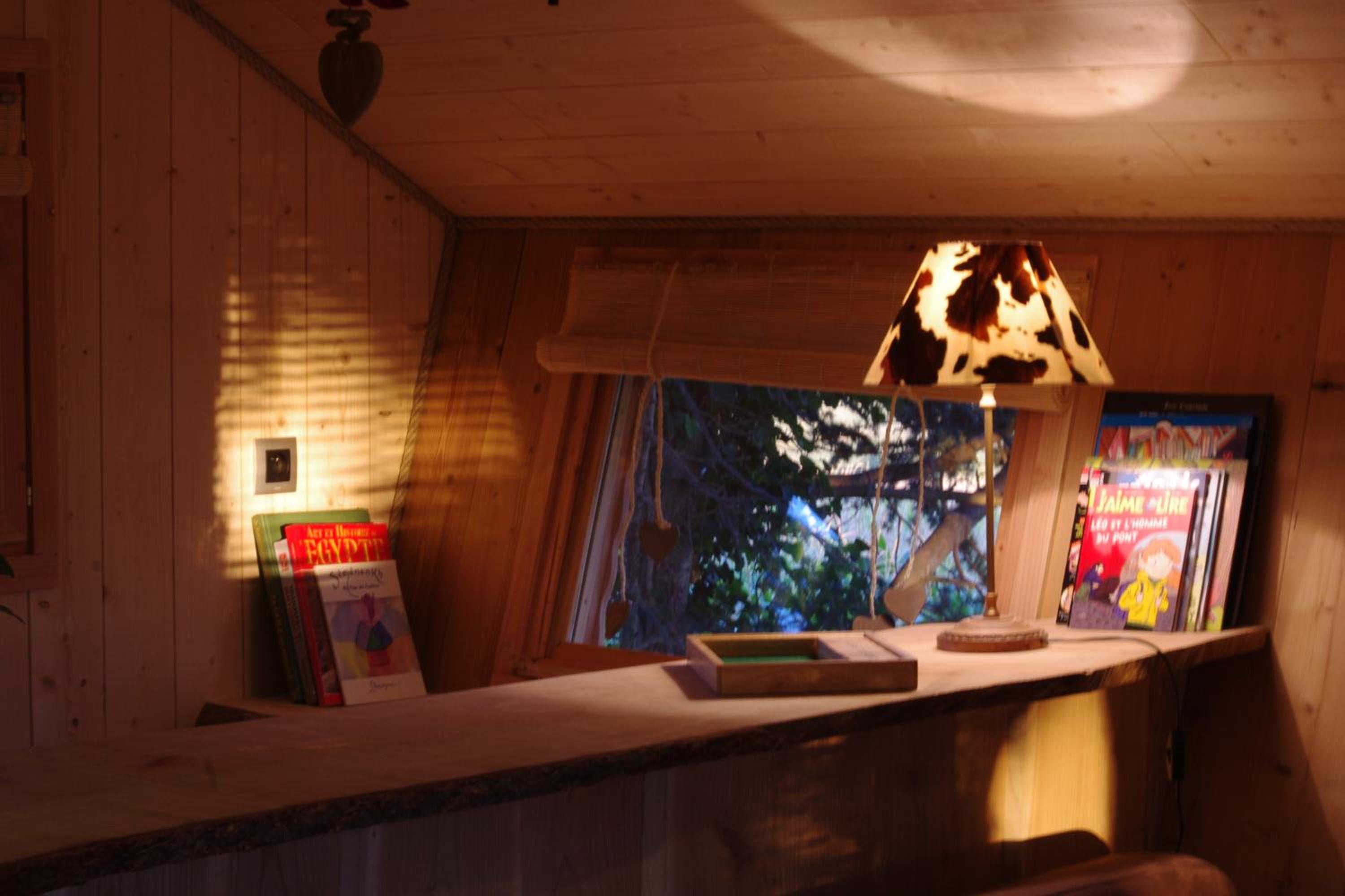 Tree House - Valley View - Photo 2