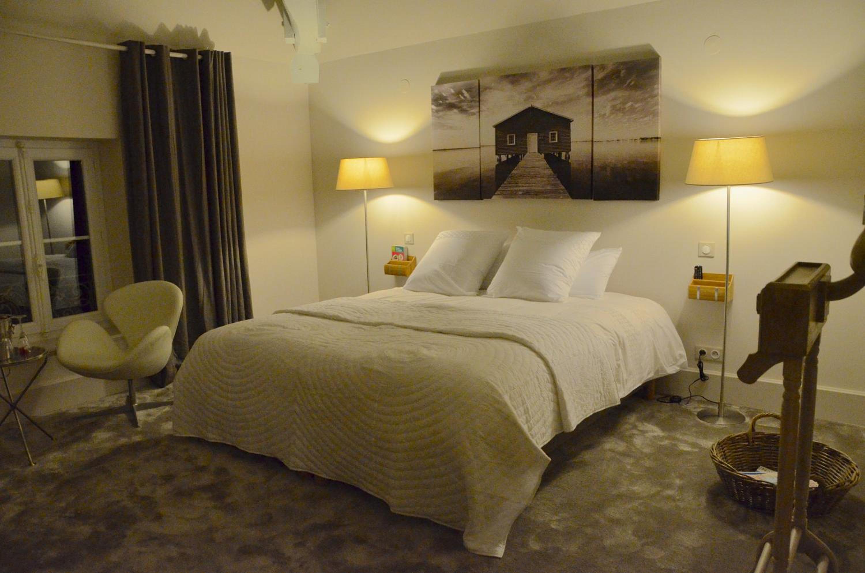 Double Room - Photo 5