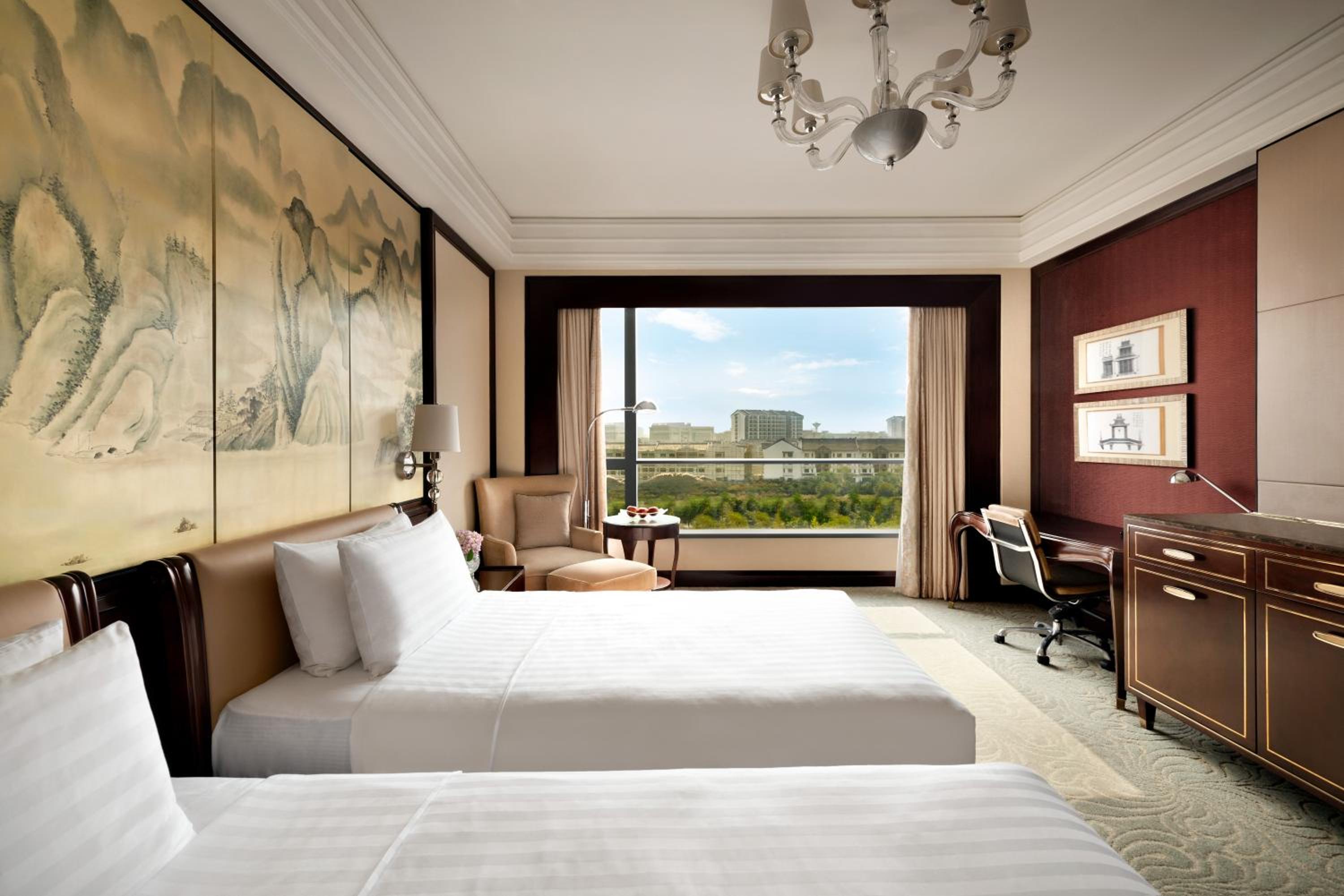 Deluxe Twin Room - Photo 2