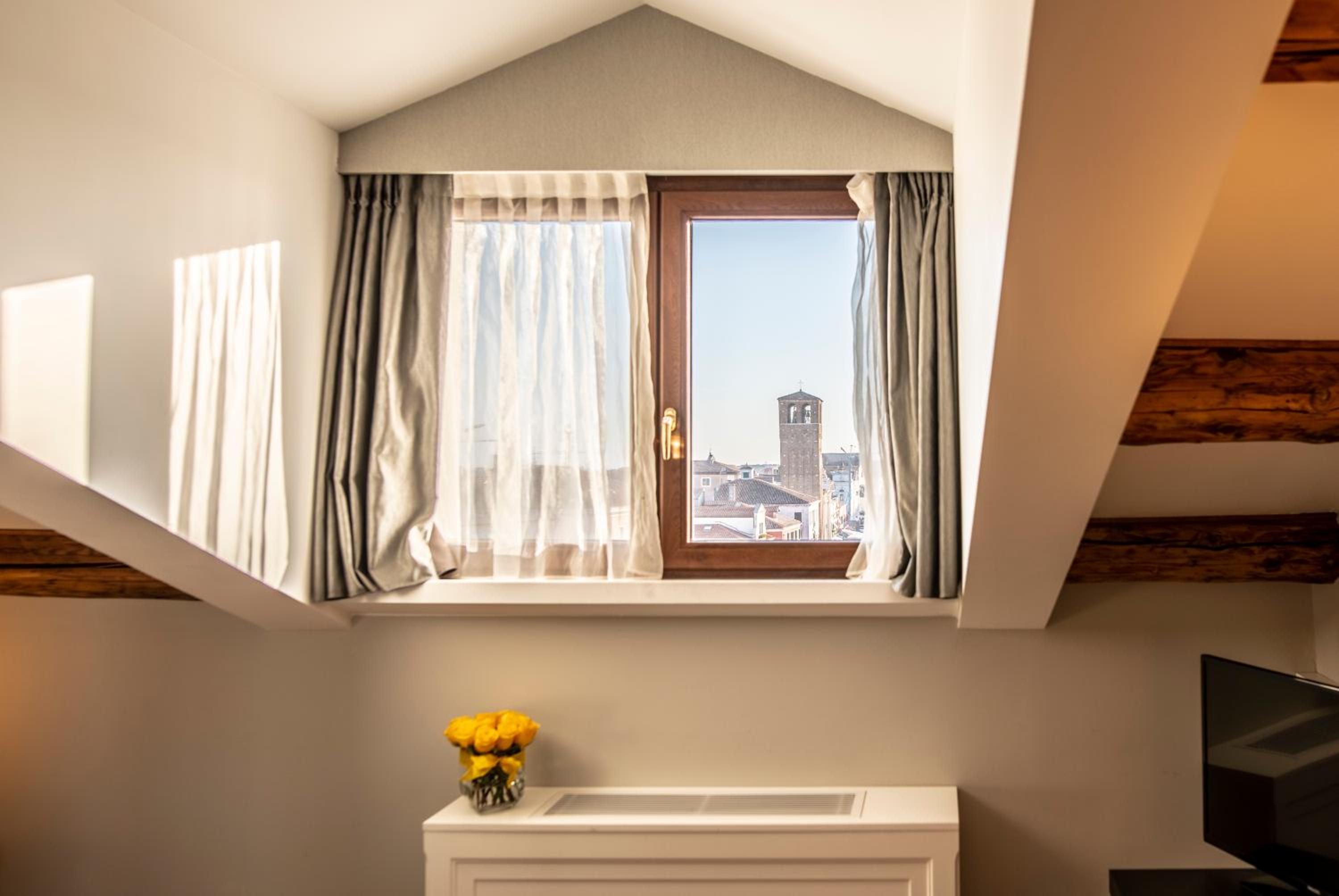 Deluxe Triple Room - Photo 4