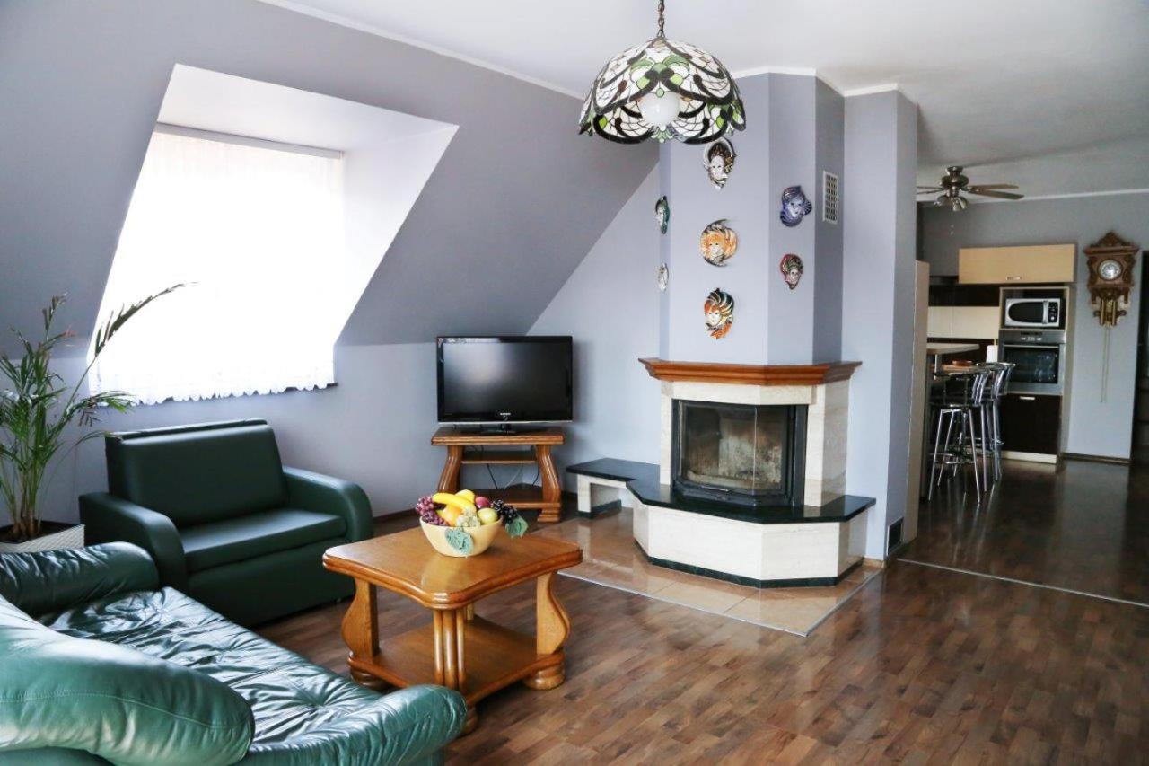 Apartment photo 2