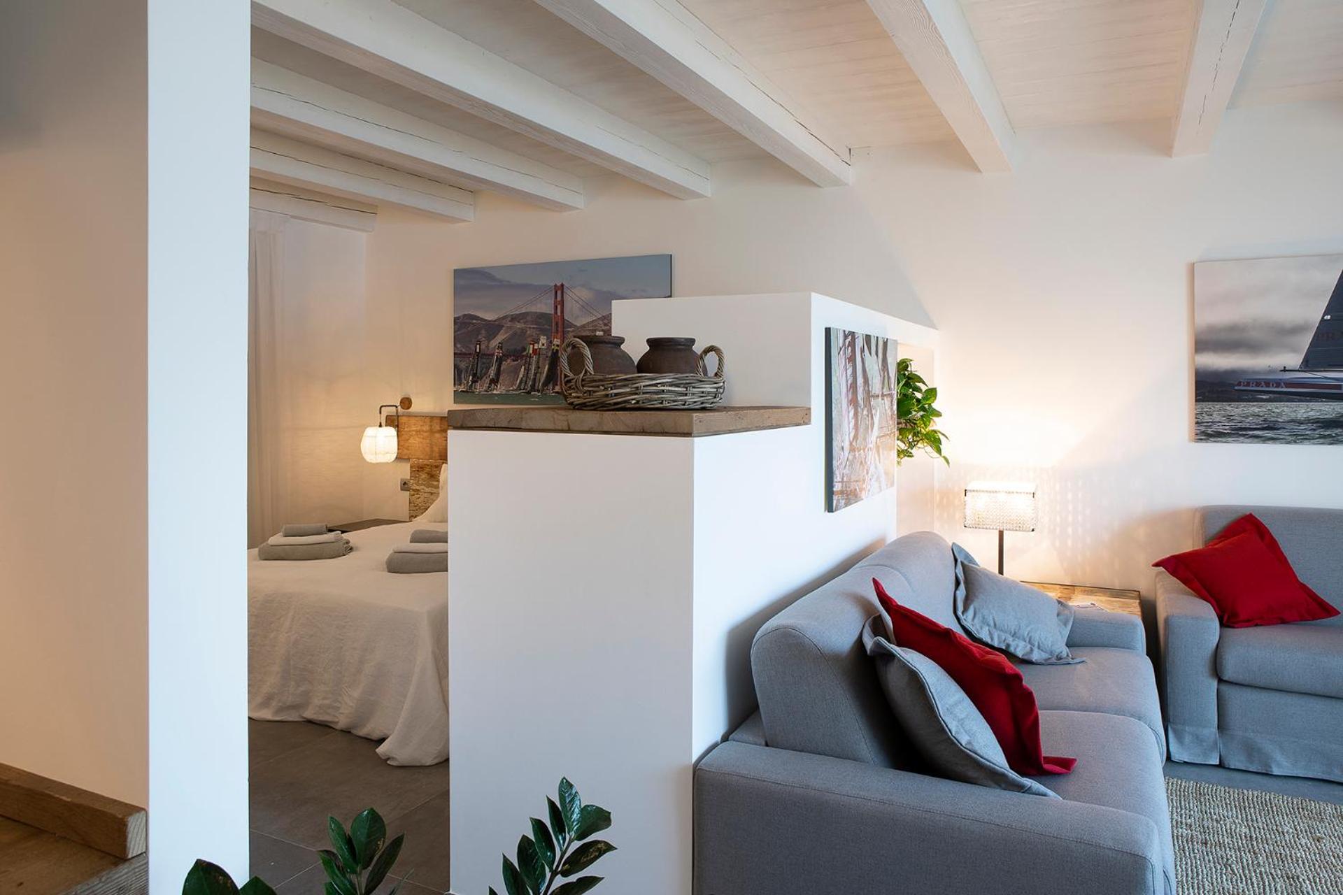 Comfort Studio with Lake View - Photo 4