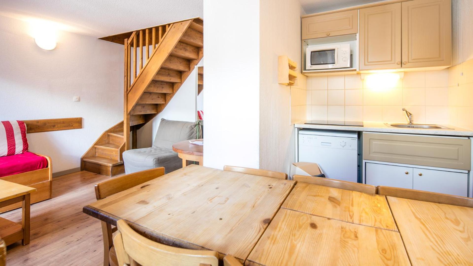 2 Bedroom Apartment with sleeping area for 7 people photo 3