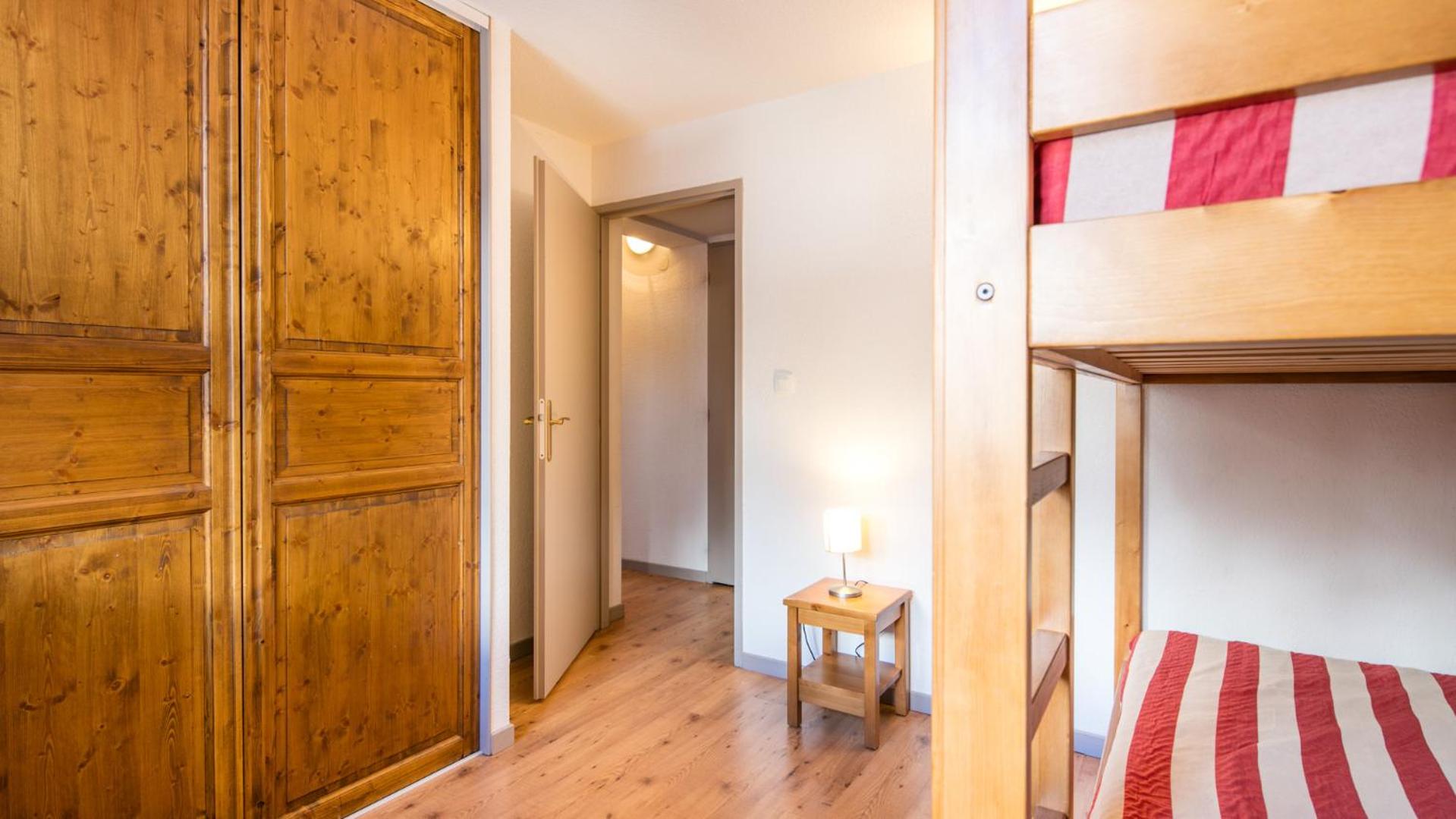 2 Bedroom Apartment with sleeping area for 7 people