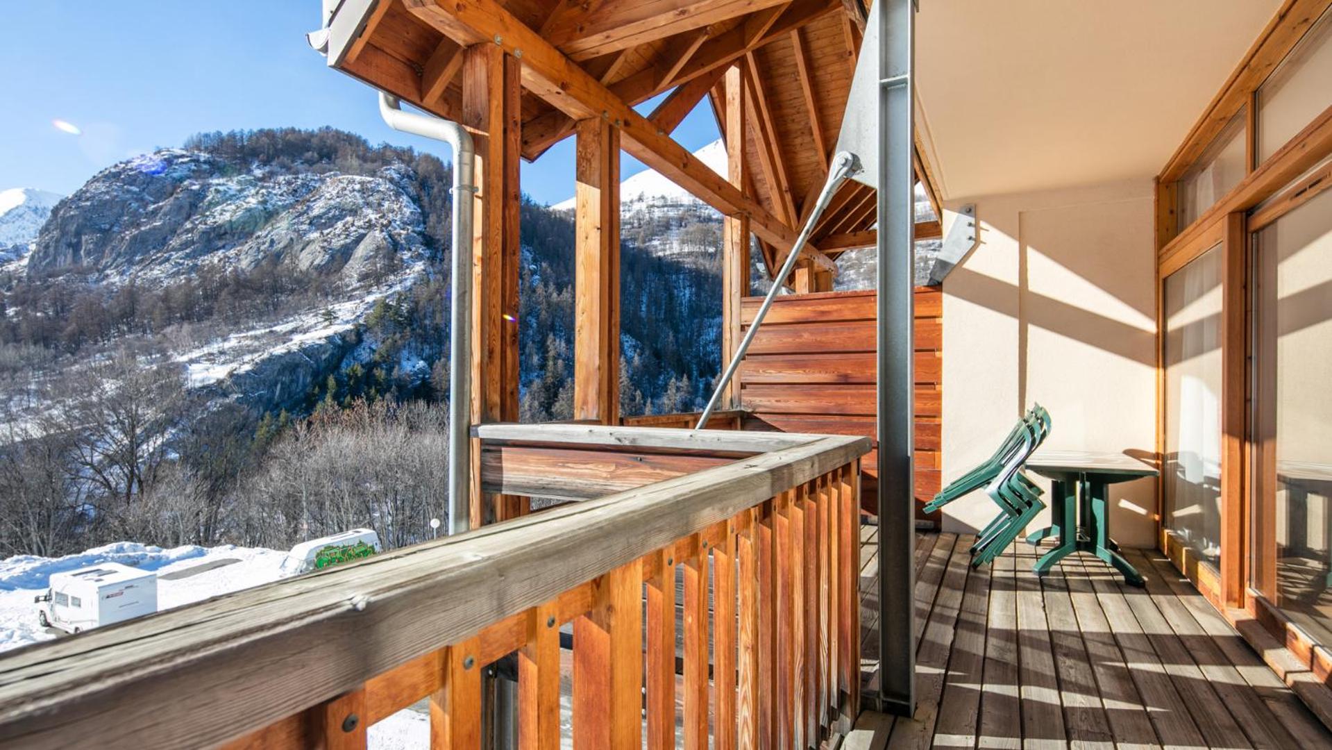 1 Bedroom Apartment with sleeping area for 5 people - Valloire View photo 1