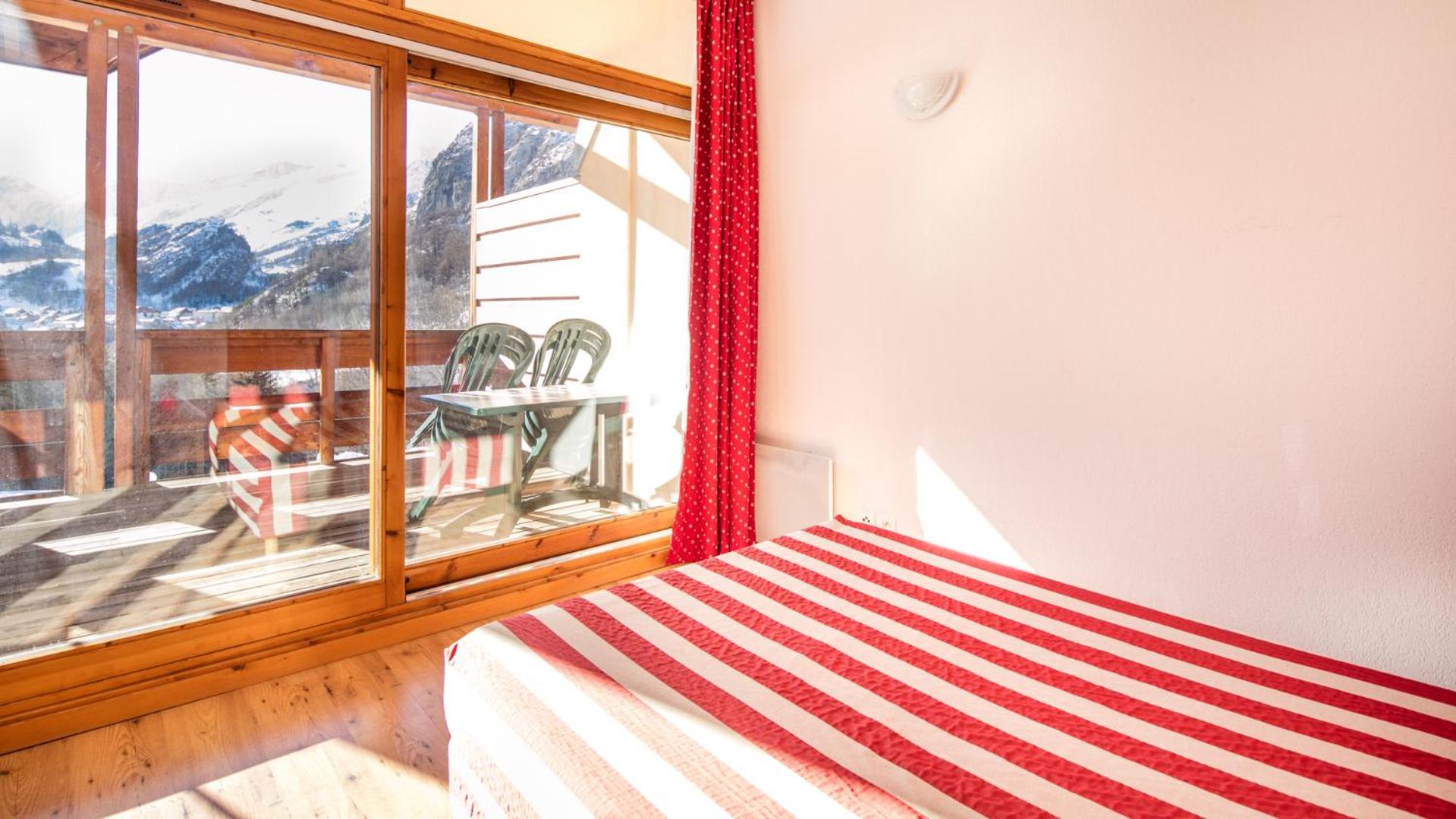 1 Bedroom Apartment with sleeping area for 5 people - Valloire View
