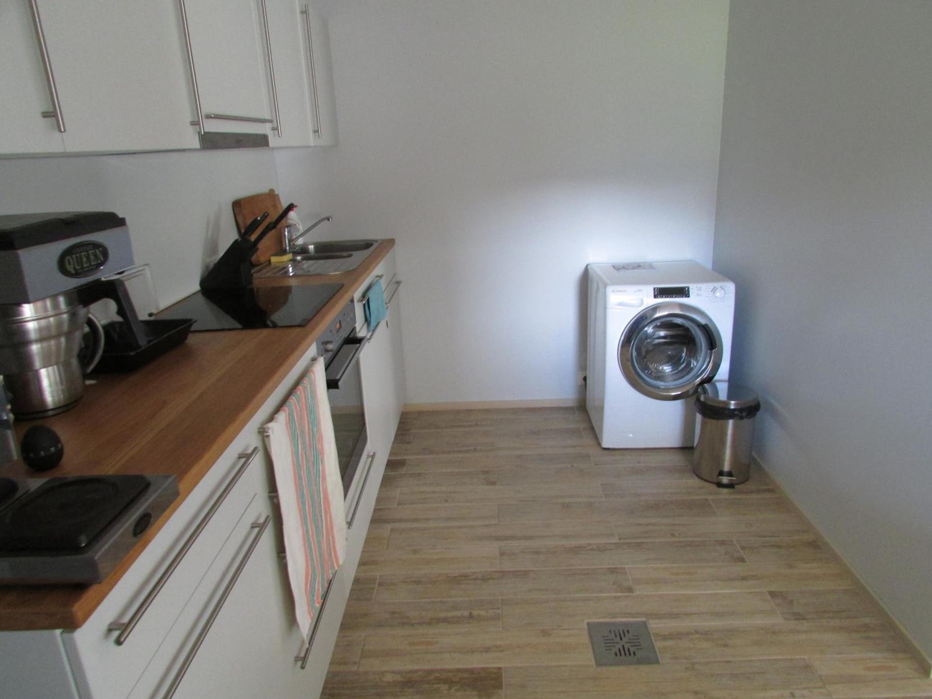 One-Bedroom Apartment - Photo 20