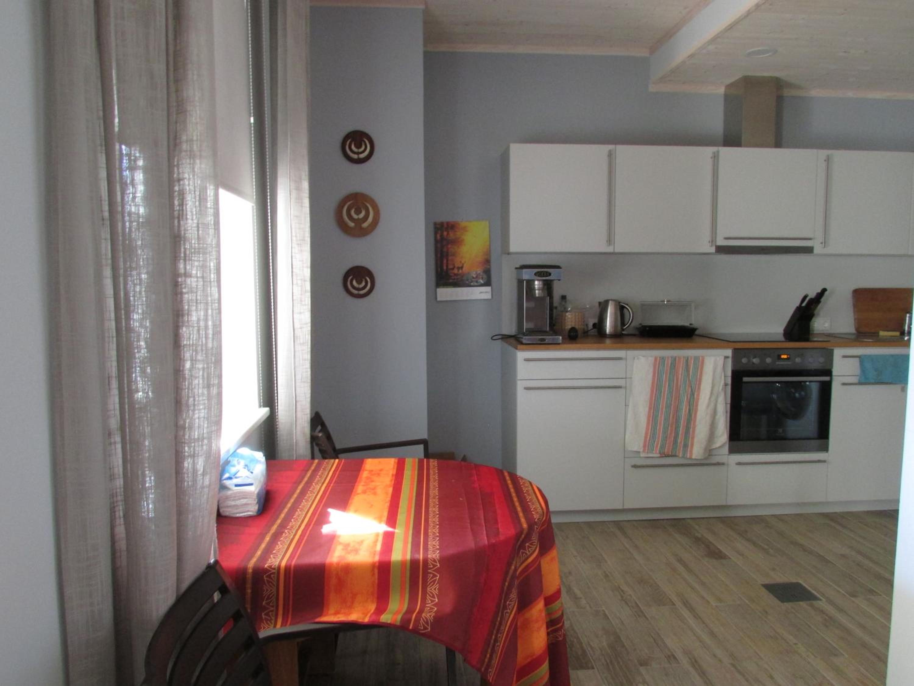 One-Bedroom Apartment - Photo 7